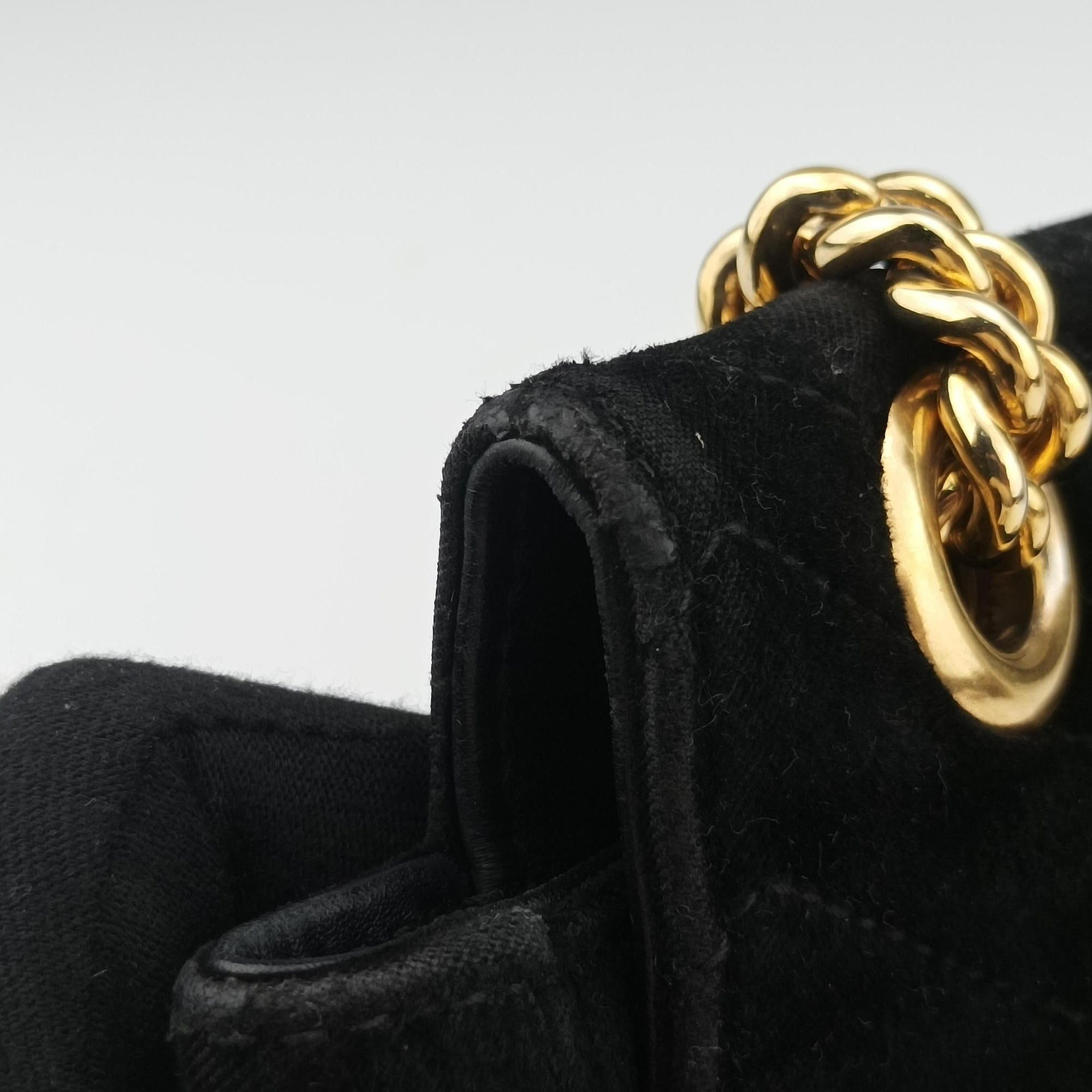 Pre-owned Gucci GG Marmont Black velour 443497 shoulderbag | stylenewstar