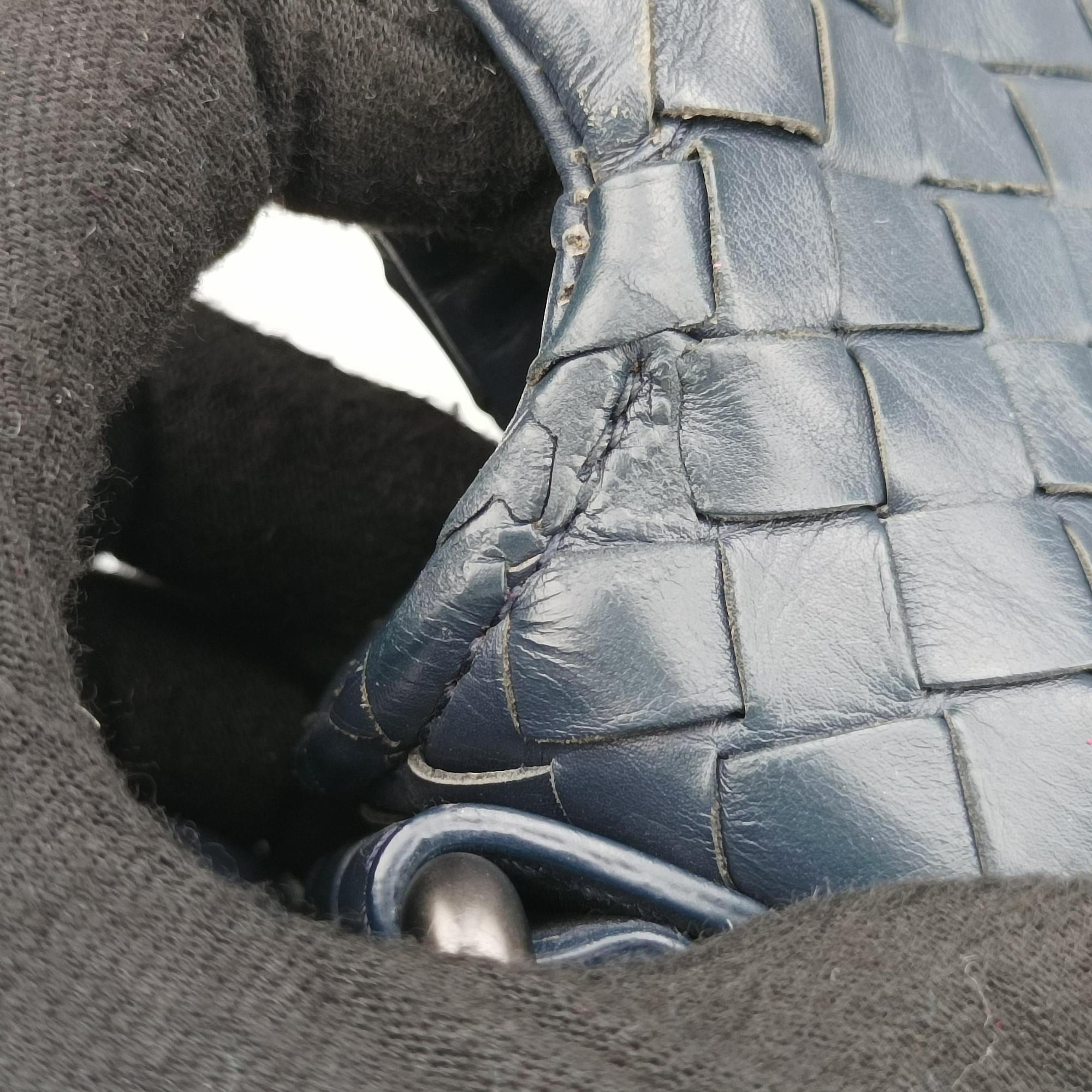 Secondhand Bottega Veneta Intrecciato Navy lambskin  shoulderbag | stylenewstar