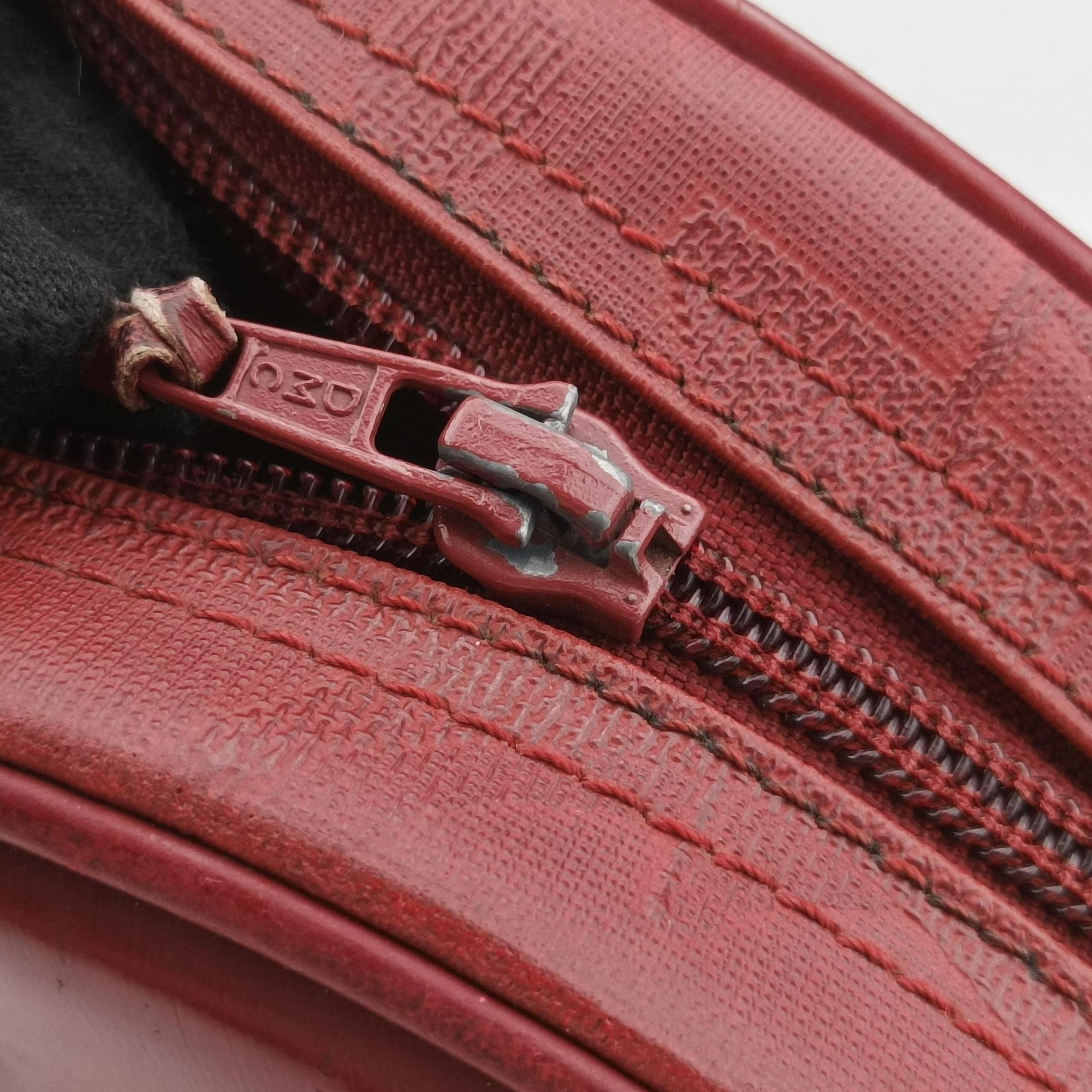 Vintage Christian Dior Malice CD Signature Collection Bordeaux Leather  shoulderbag | stylenewstar