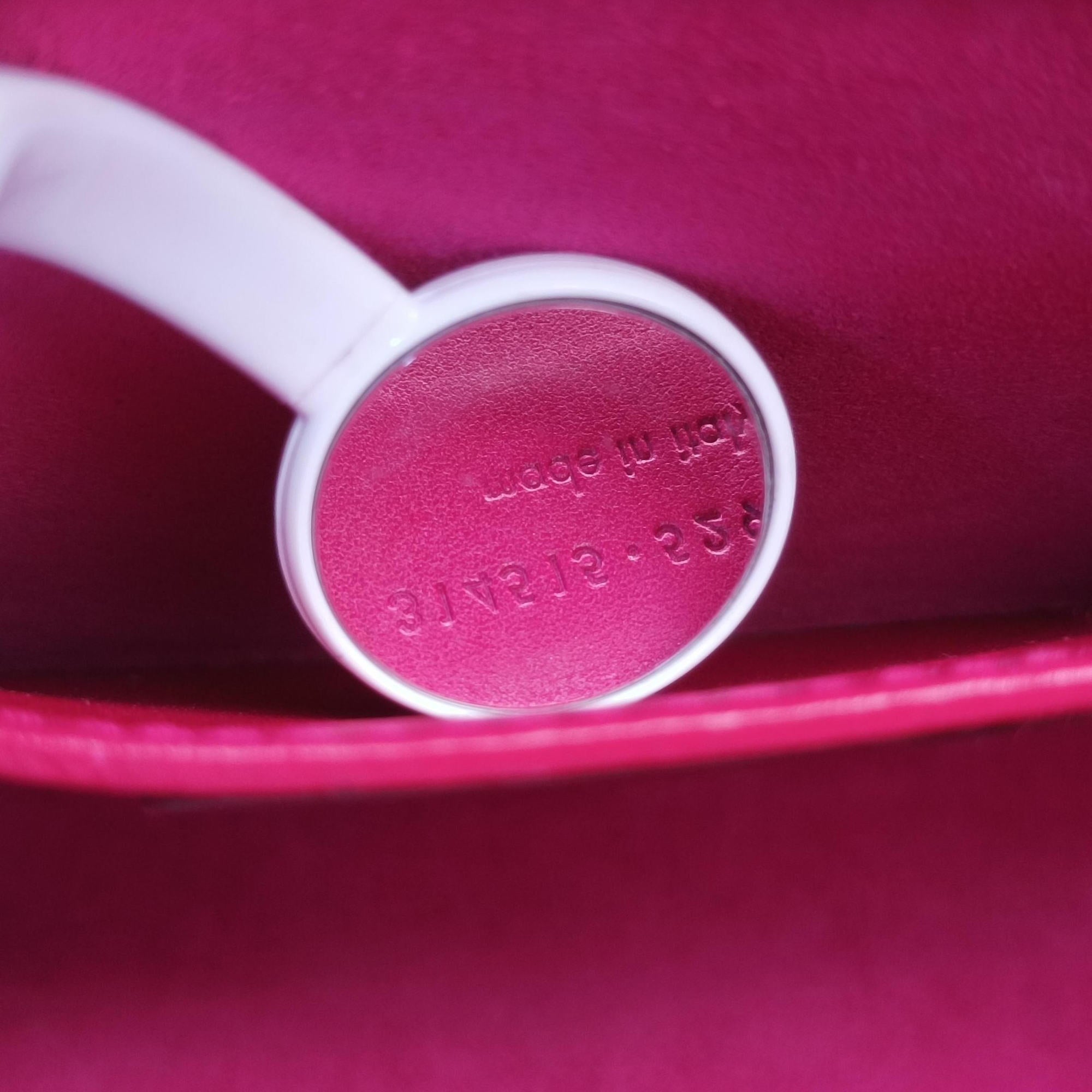 Secondhand Yves Saint Laurent BETTY Pink Leather 314515 shoulderbag | stylenewstar