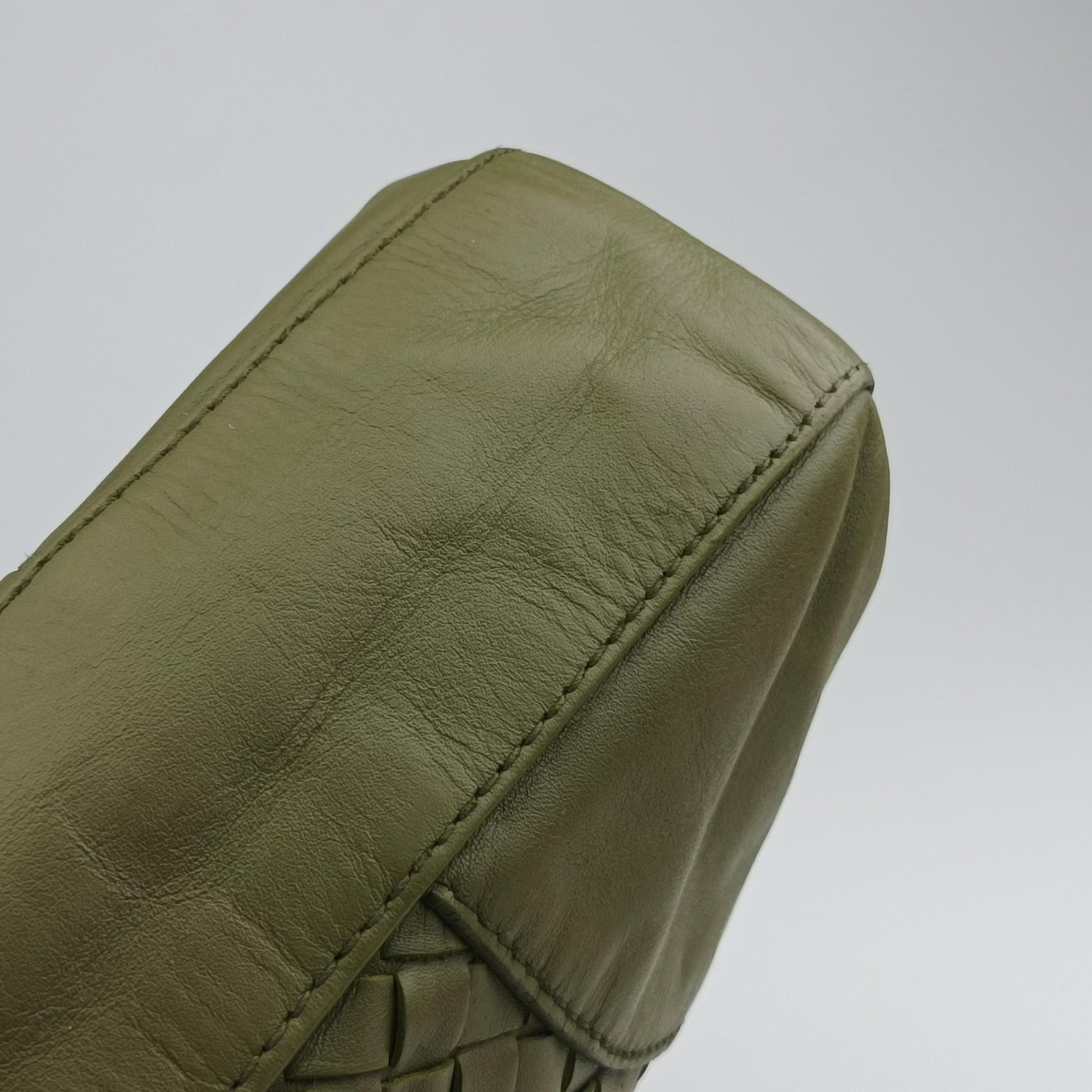 Secondhand Bottega Veneta Intrecciato Shopper Acatl Green lambskin  handbag | stylenewstar
