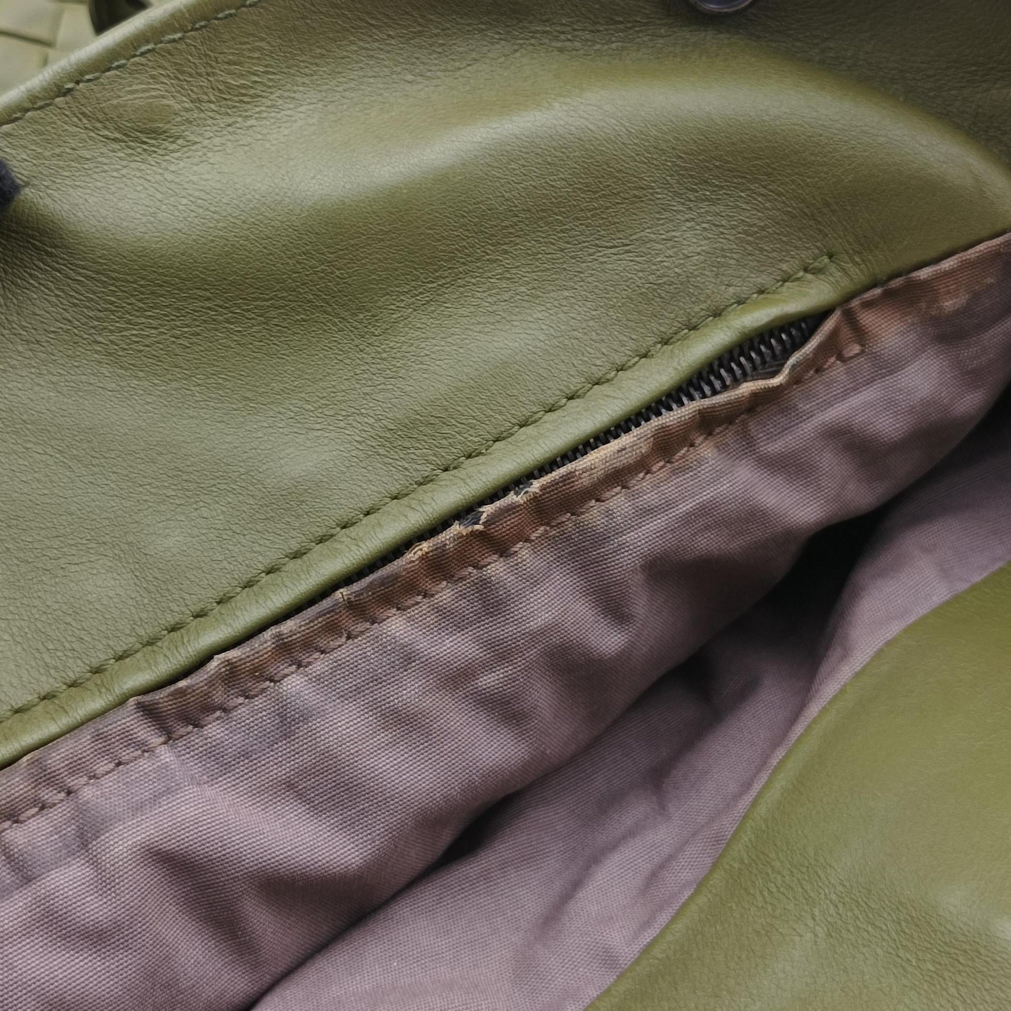 Secondhand Bottega Veneta Intrecciato Shopper Acatl Green lambskin  handbag | stylenewstar