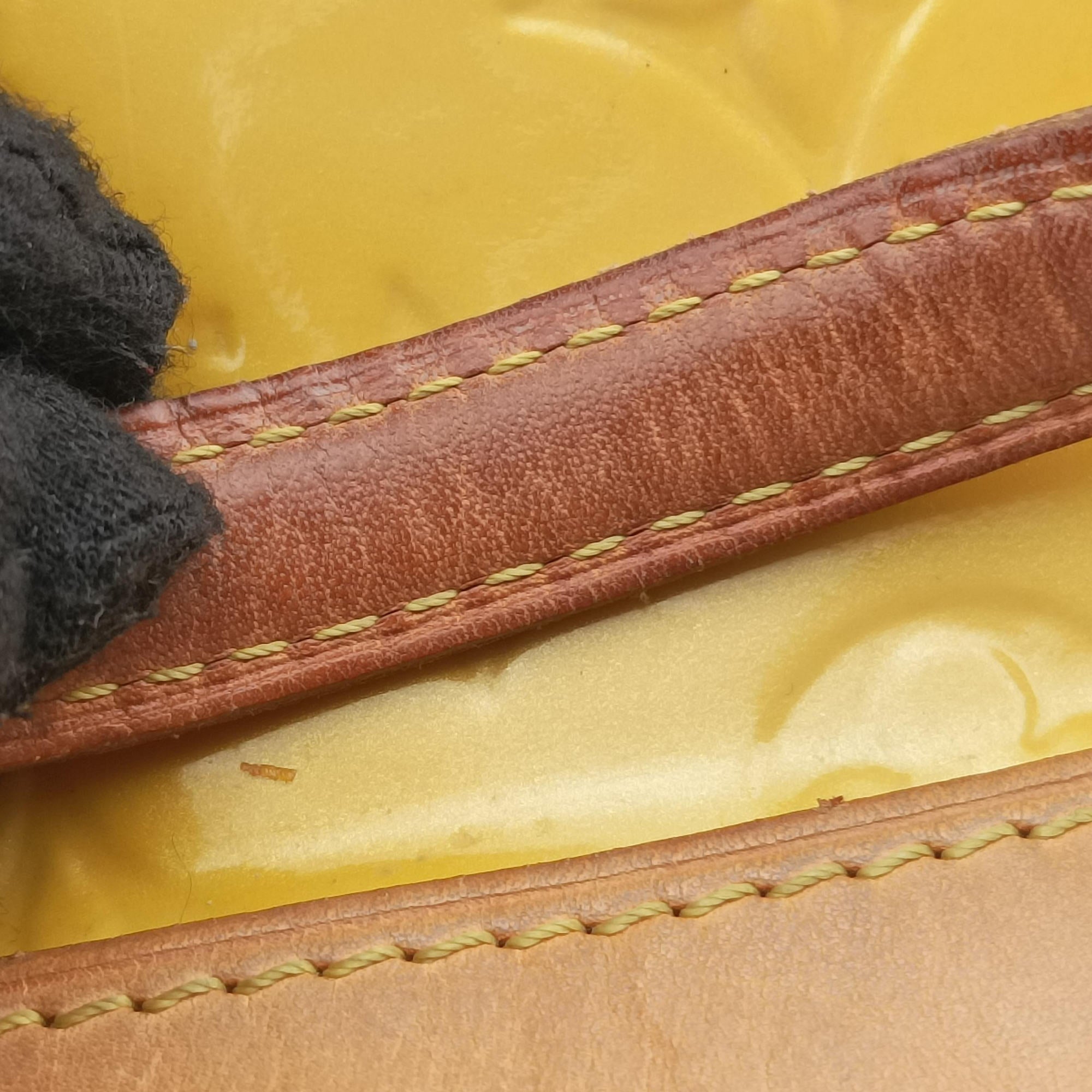 Vintage Louis Vuitton Brea MM Dunne Vernis M90180 shoulderbag | stylenewstar