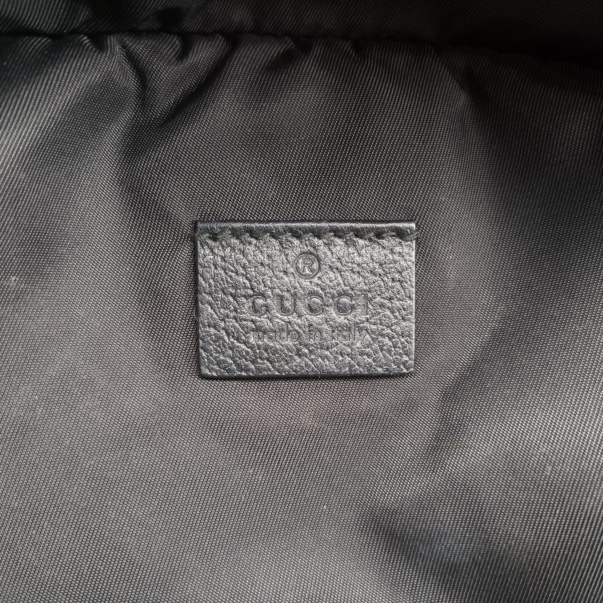 Vintage Gucci 80s Patch Black Nylon 536842 bum bag/waist bag | stylenewstar
