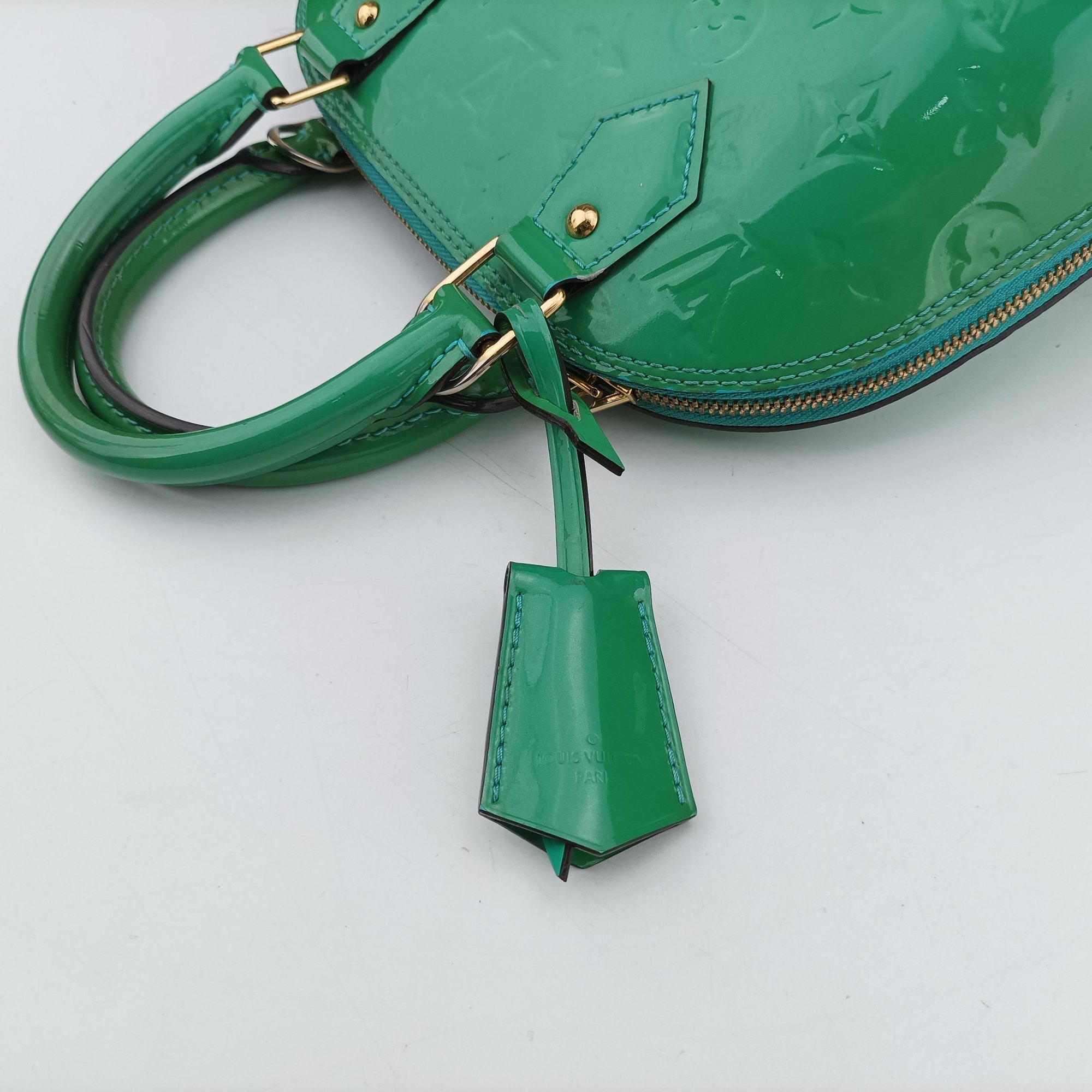 Vintage Louis Vuitton Alma BB Blue Lagon Vernis M91696 shoulderbag | stylenewstar