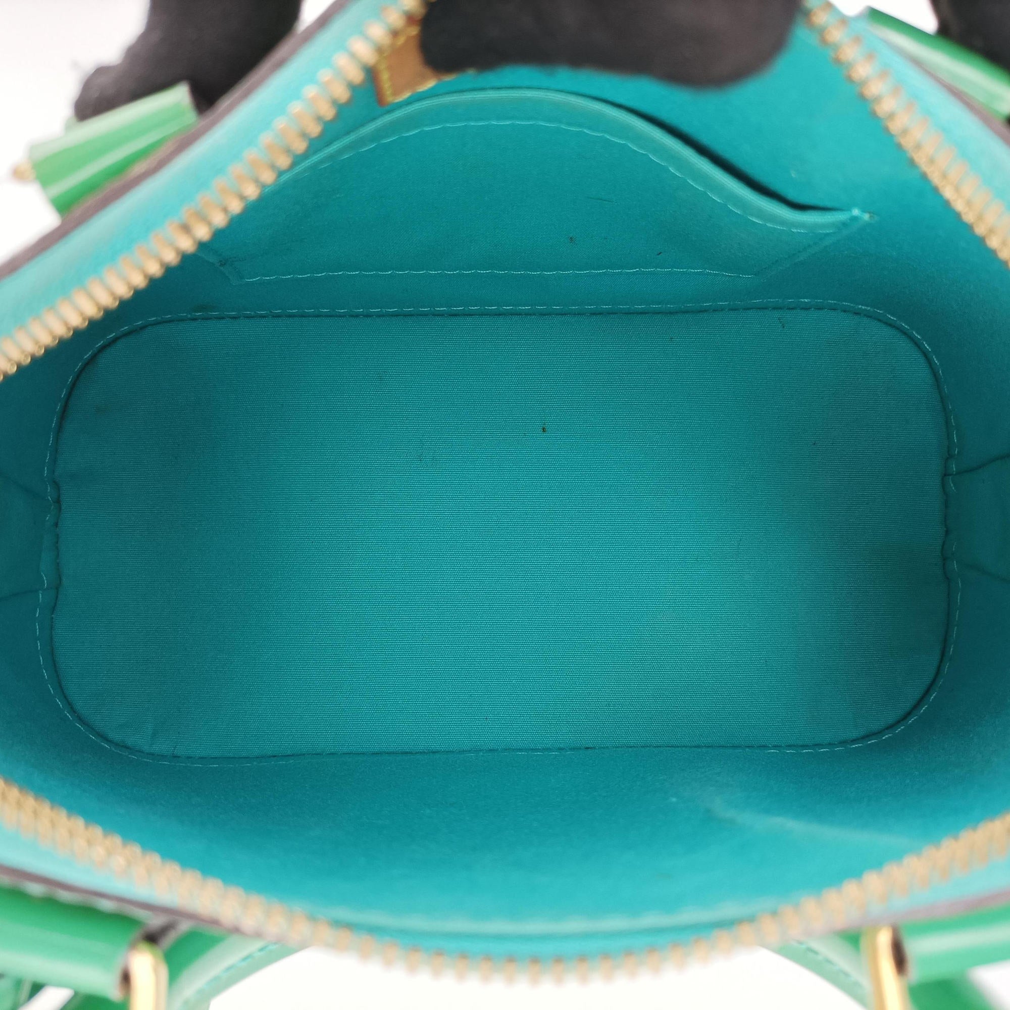 Vintage Louis Vuitton Alma BB Blue Lagon Vernis M91696 shoulderbag | stylenewstar
