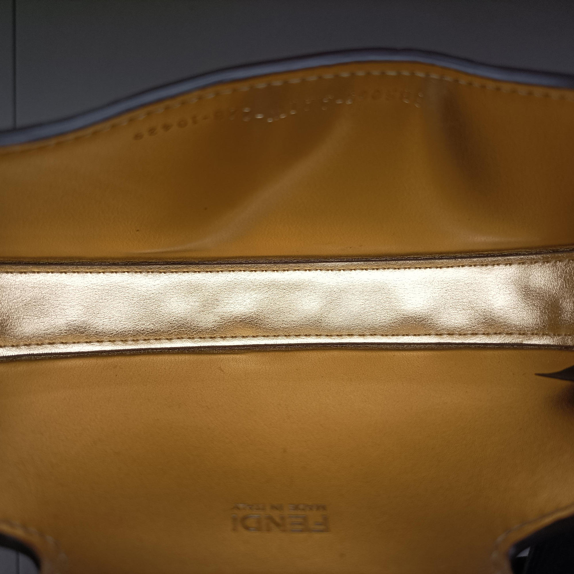 Vintage Fendi Cookie Mini Pink Leather 8BS065 shoulderbag | stylenewstar