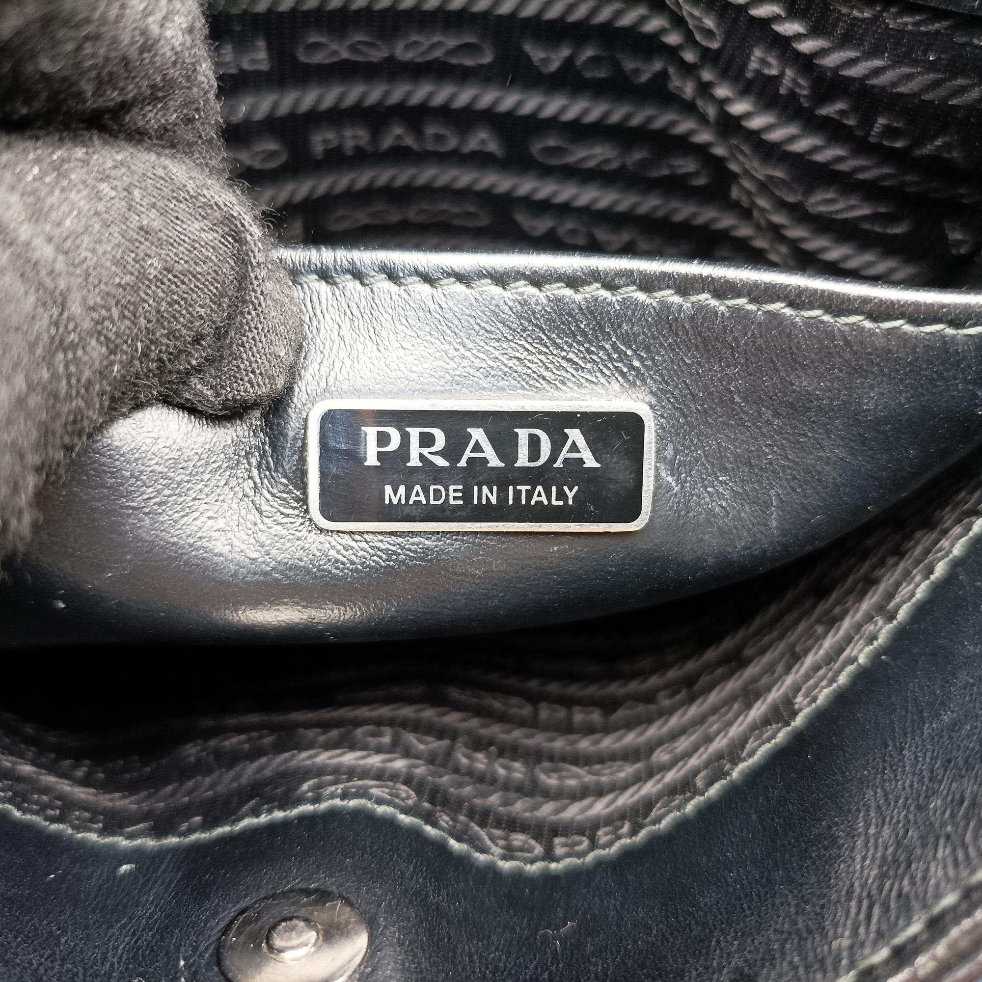 Vintage Prada Cleo Black brushed leather 1BC499 shoulderbag | stylenewstar