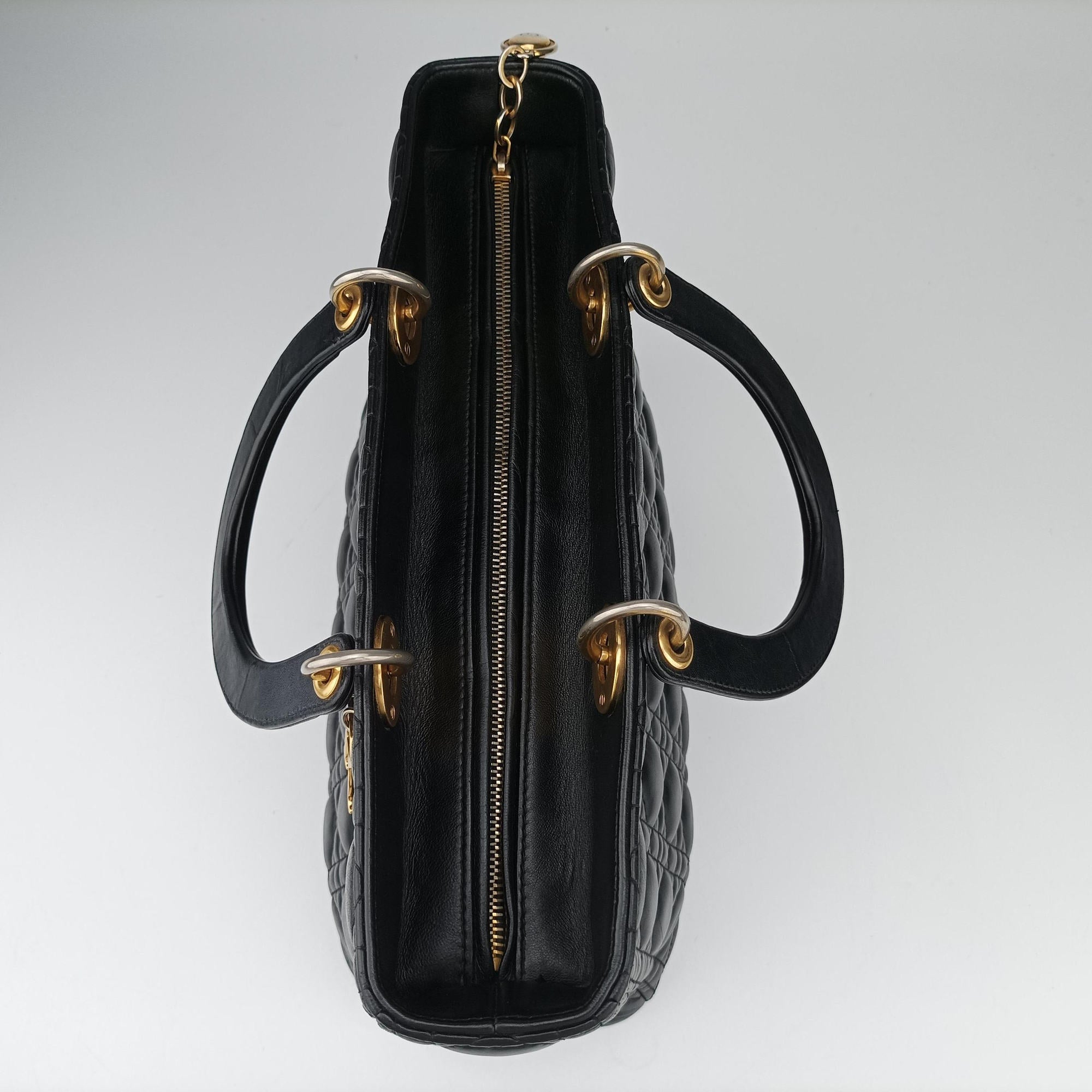 Pre-owned Christian Dior Lady Dior Black lambskin  shoulderbag | stylenewstar