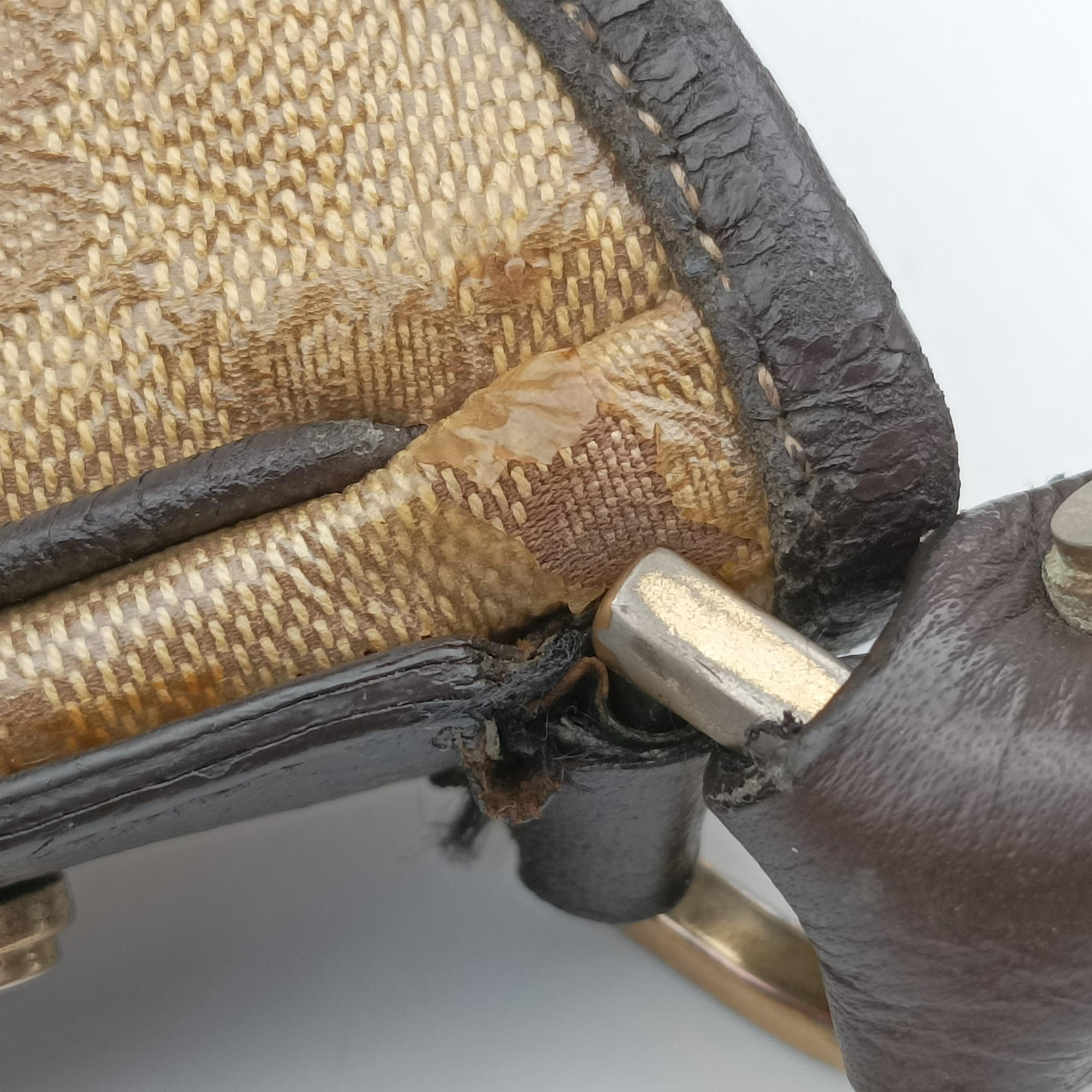 Secondhand Gucci GG Crystal Abbey Hobo Beige PVC coated canvas×leather 268636 handbag | stylenewstar