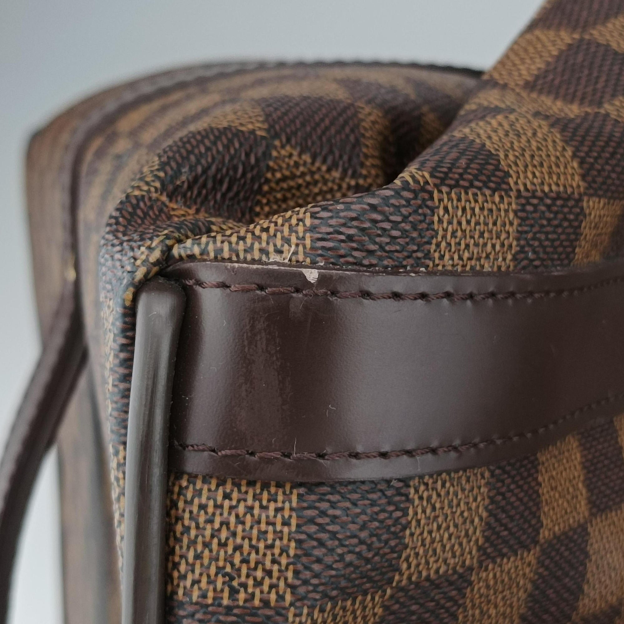 Secondhand Louis Vuitton Eole 50 Damier Ebene Damier Canvas N23205 suitcase | stylenewstar