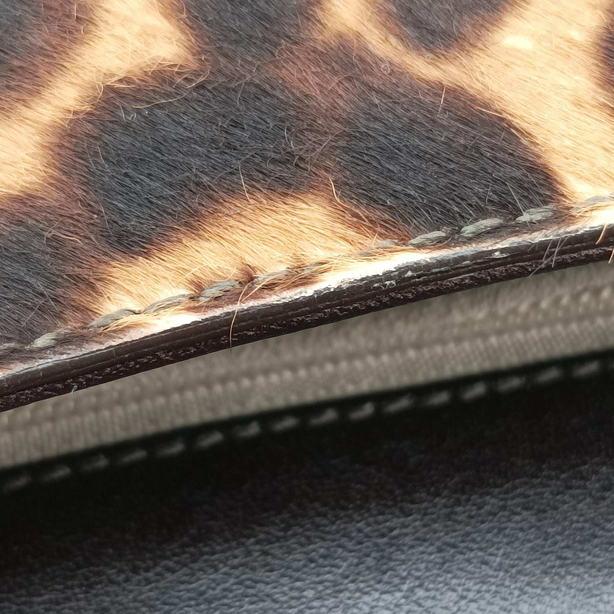 Pre-owned Ferragamo Vara Bow Brown x Black ponyhair  handbag | stylenewstar