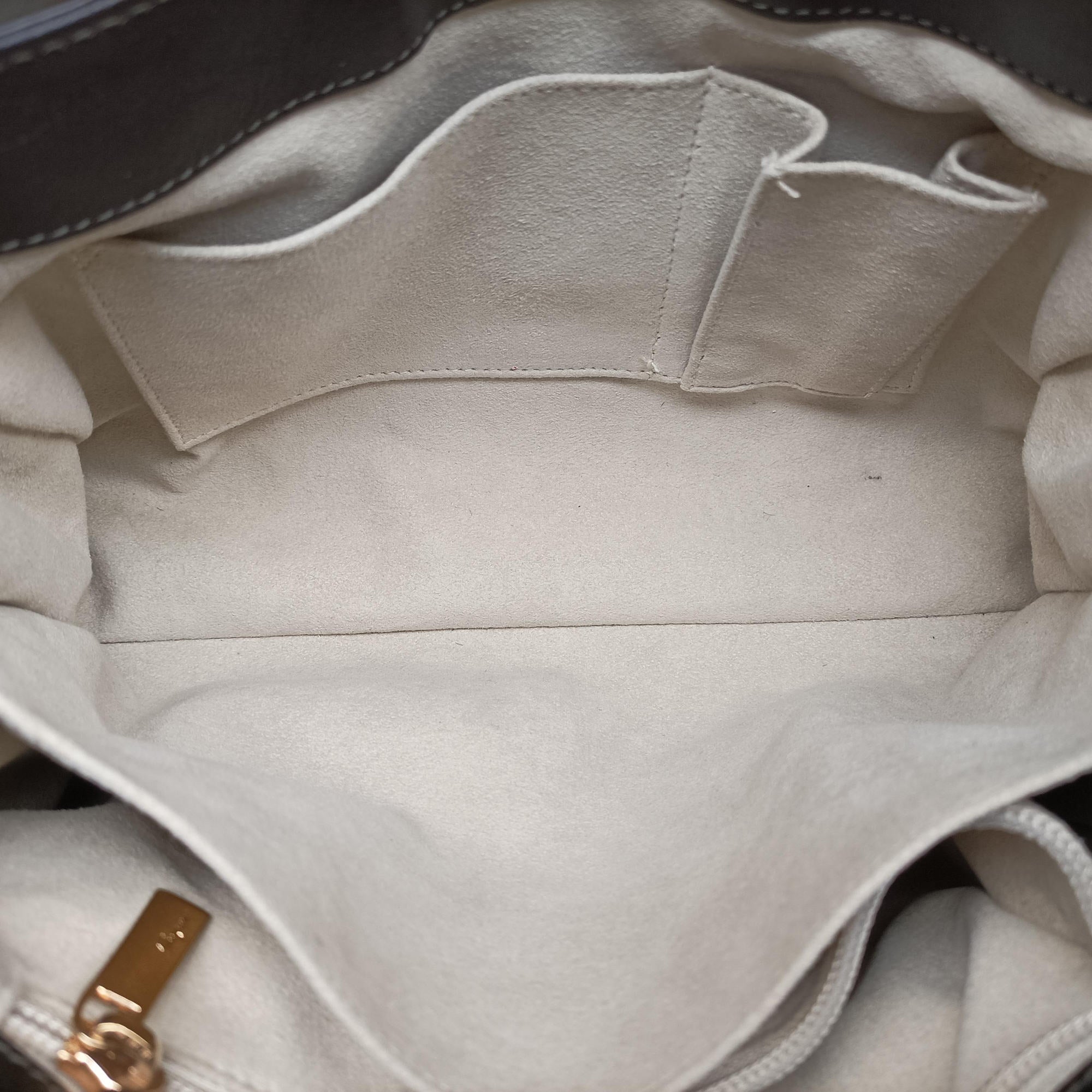 Pre-owned Ferragamo Vara Bow Brown x Black ponyhair  handbag | stylenewstar