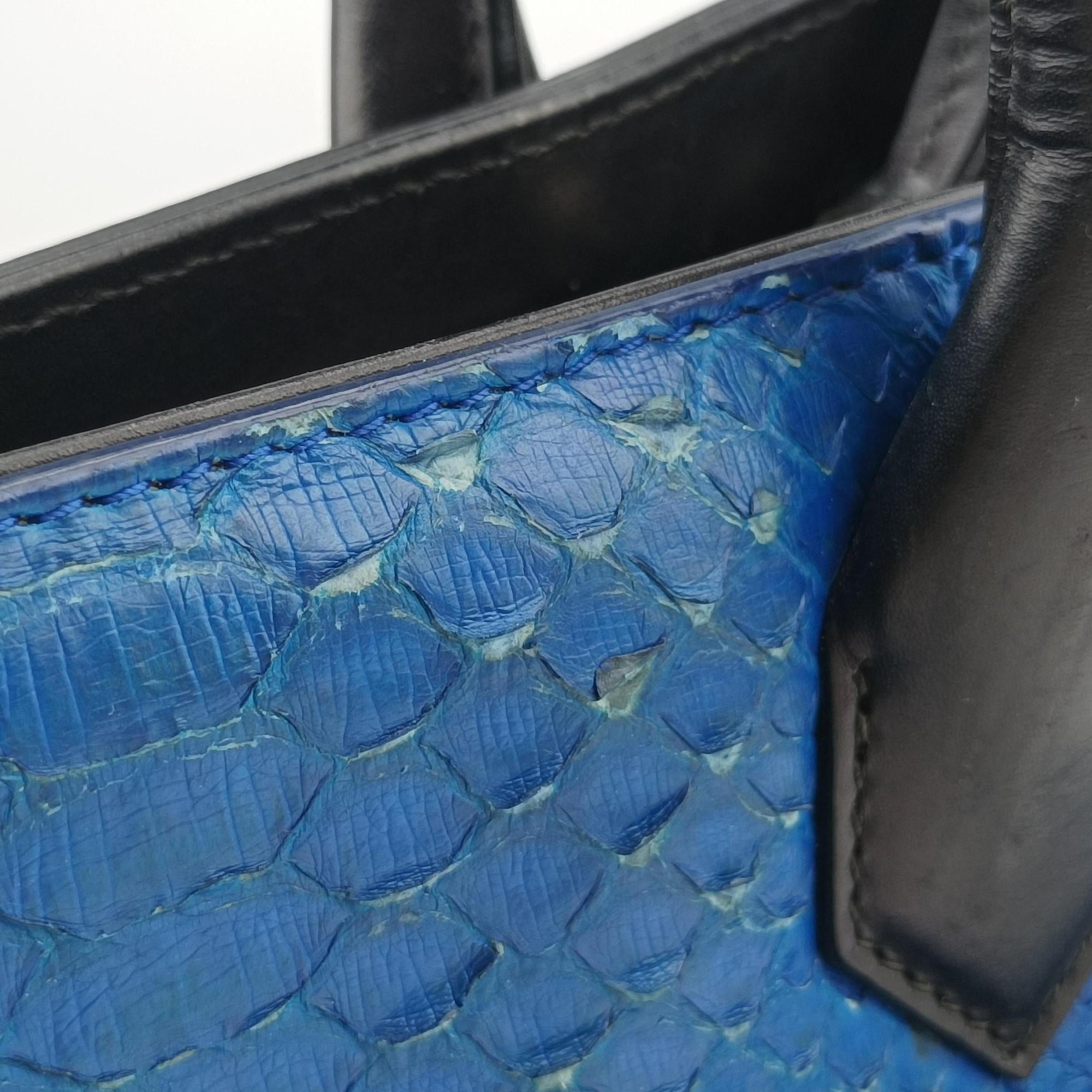 Pre-owned Balenciaga Padlock Blue Python Skin × Calfskin  shoulderbag | stylenewstar