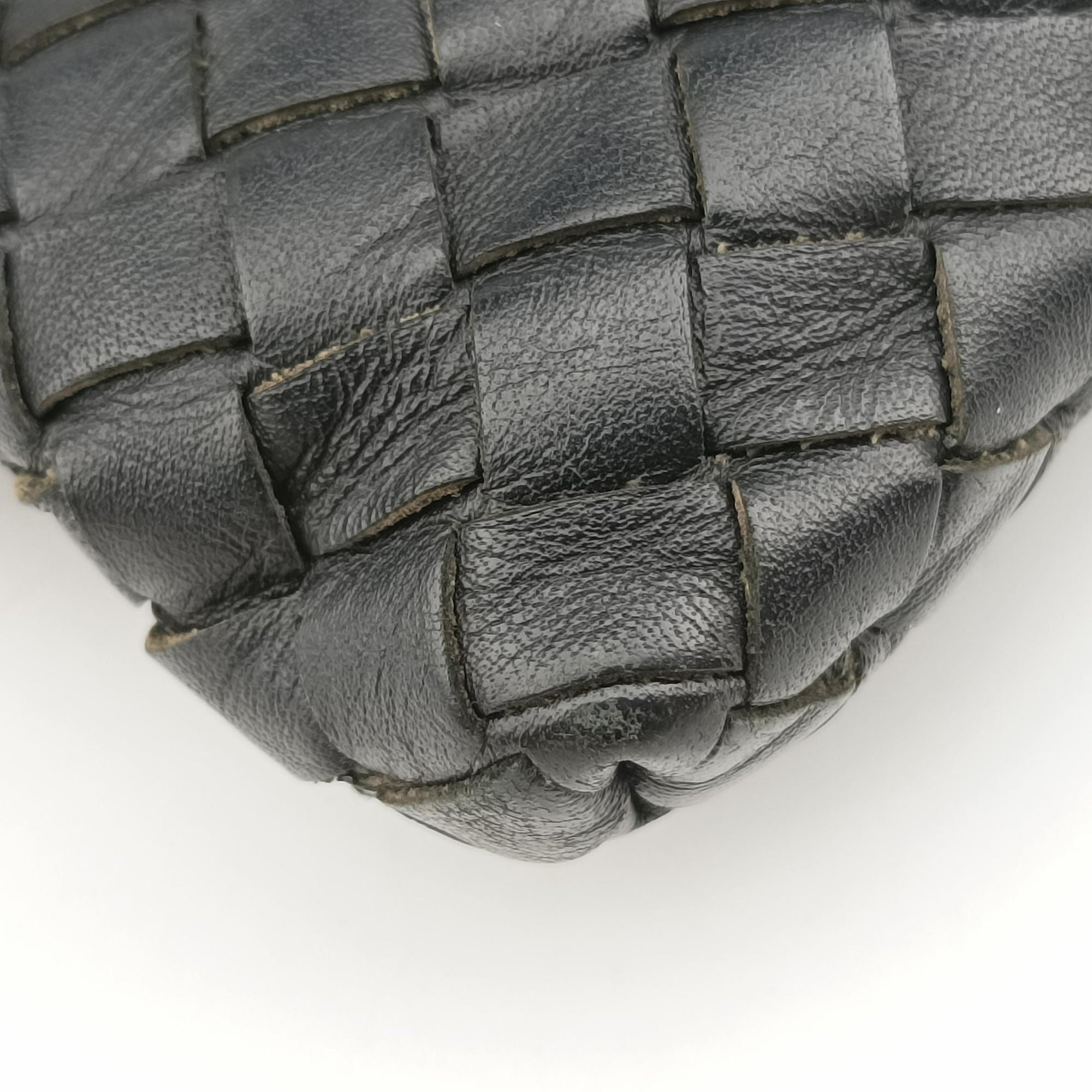 Vintage Bottega Veneta Intrecciato Black lambskin  shoulderbag | stylenewstar