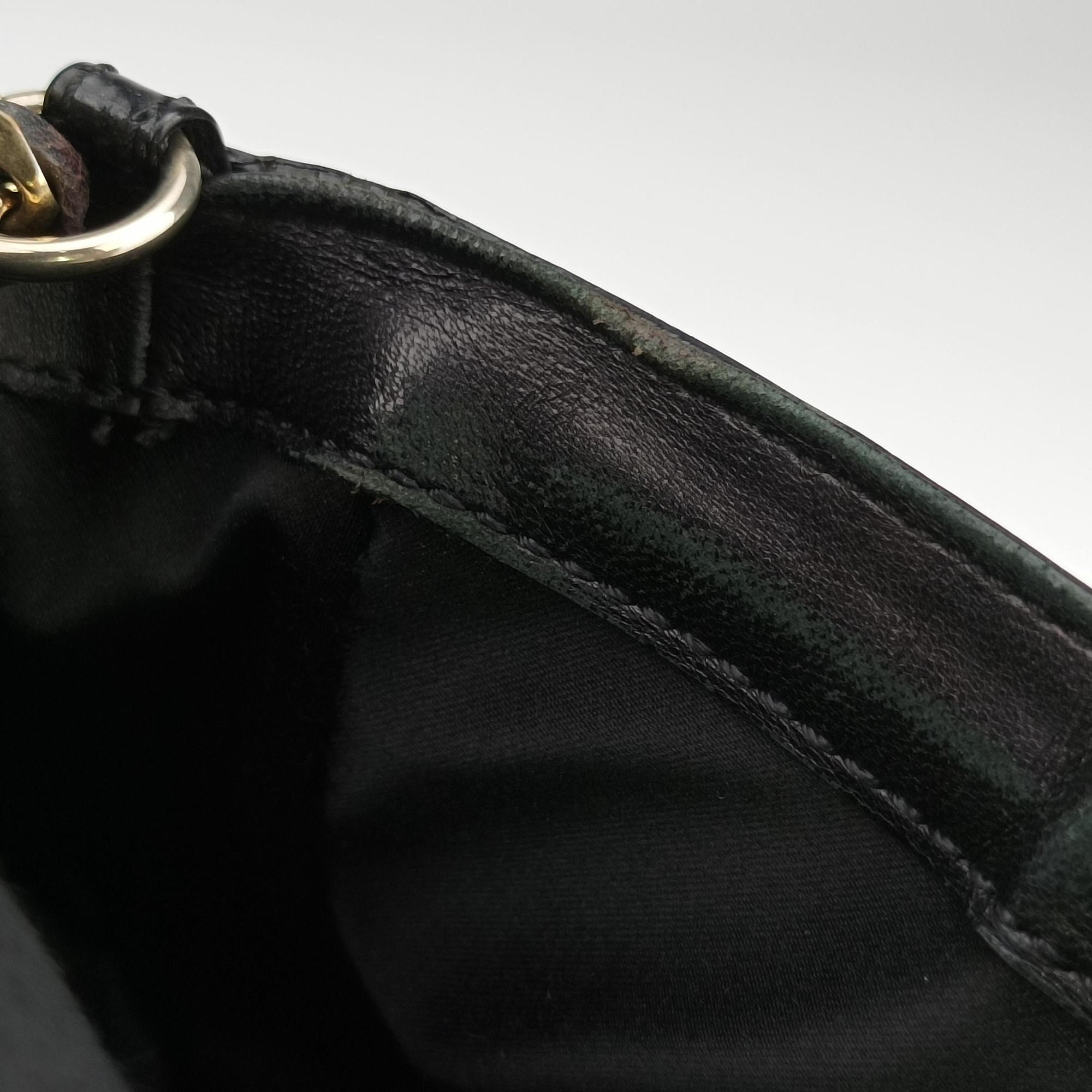 Pre-owned VERSACE back grain Black Patent Leather  shoulderbag | stylenewstar