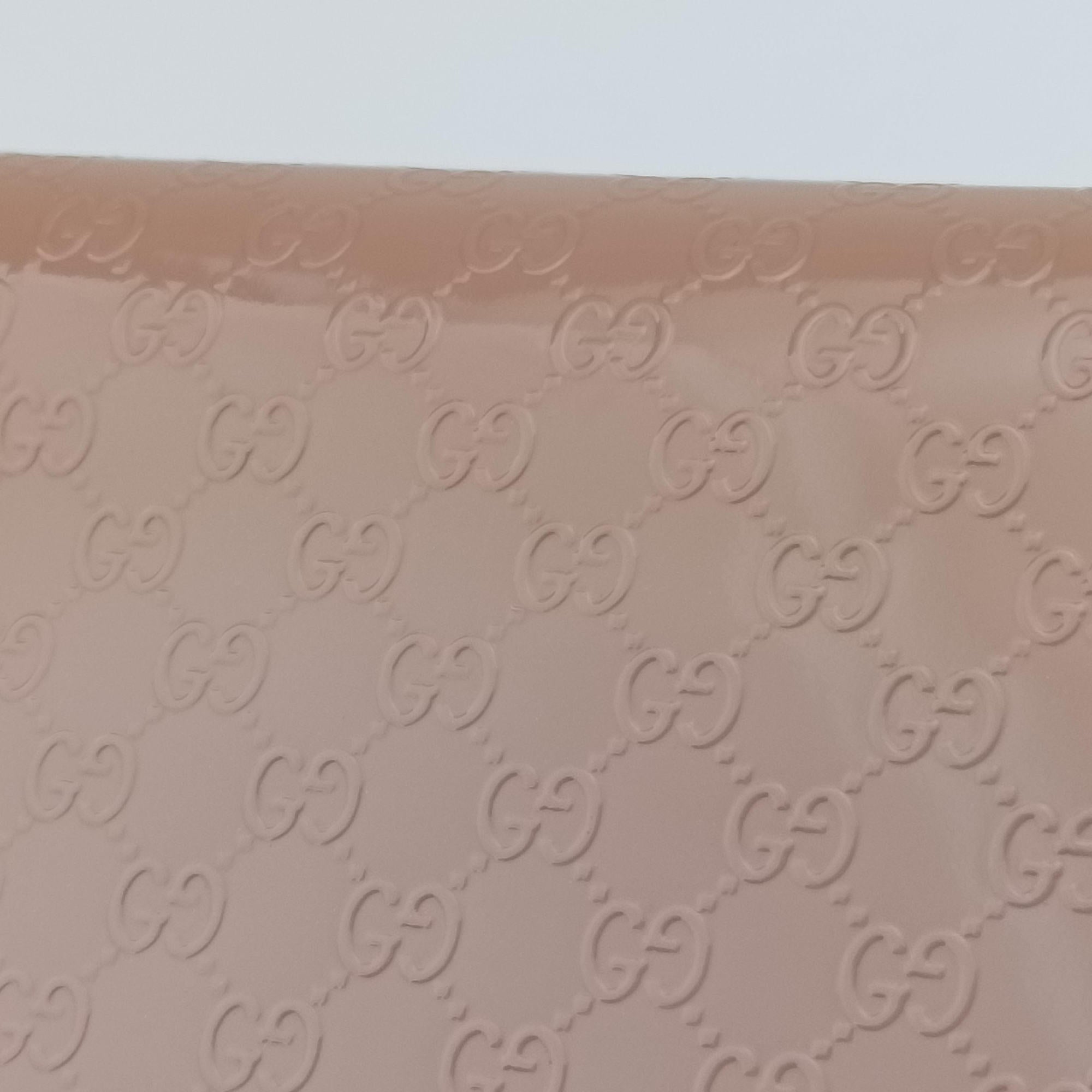 Secondhand Gucci Microguccissima Broadway Camel Patent Leather 339249 long-wallet | stylenewstar