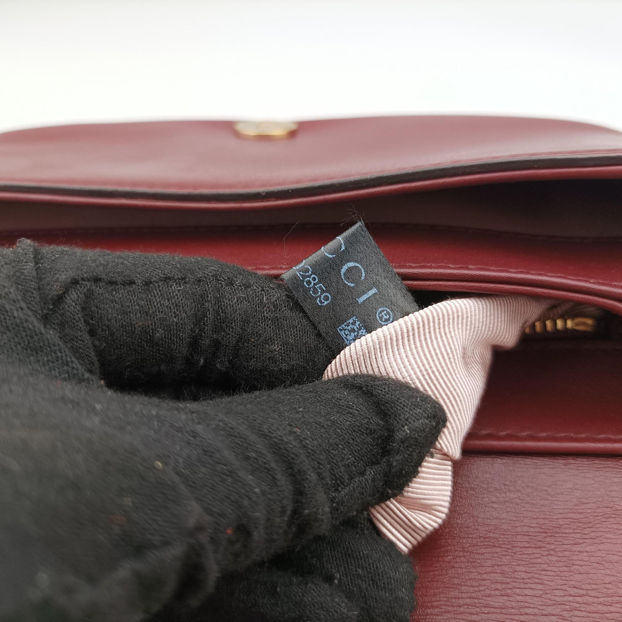 Secondhand Gucci Arli Burgundy Leather 550129 shoulderbag | stylenewstar