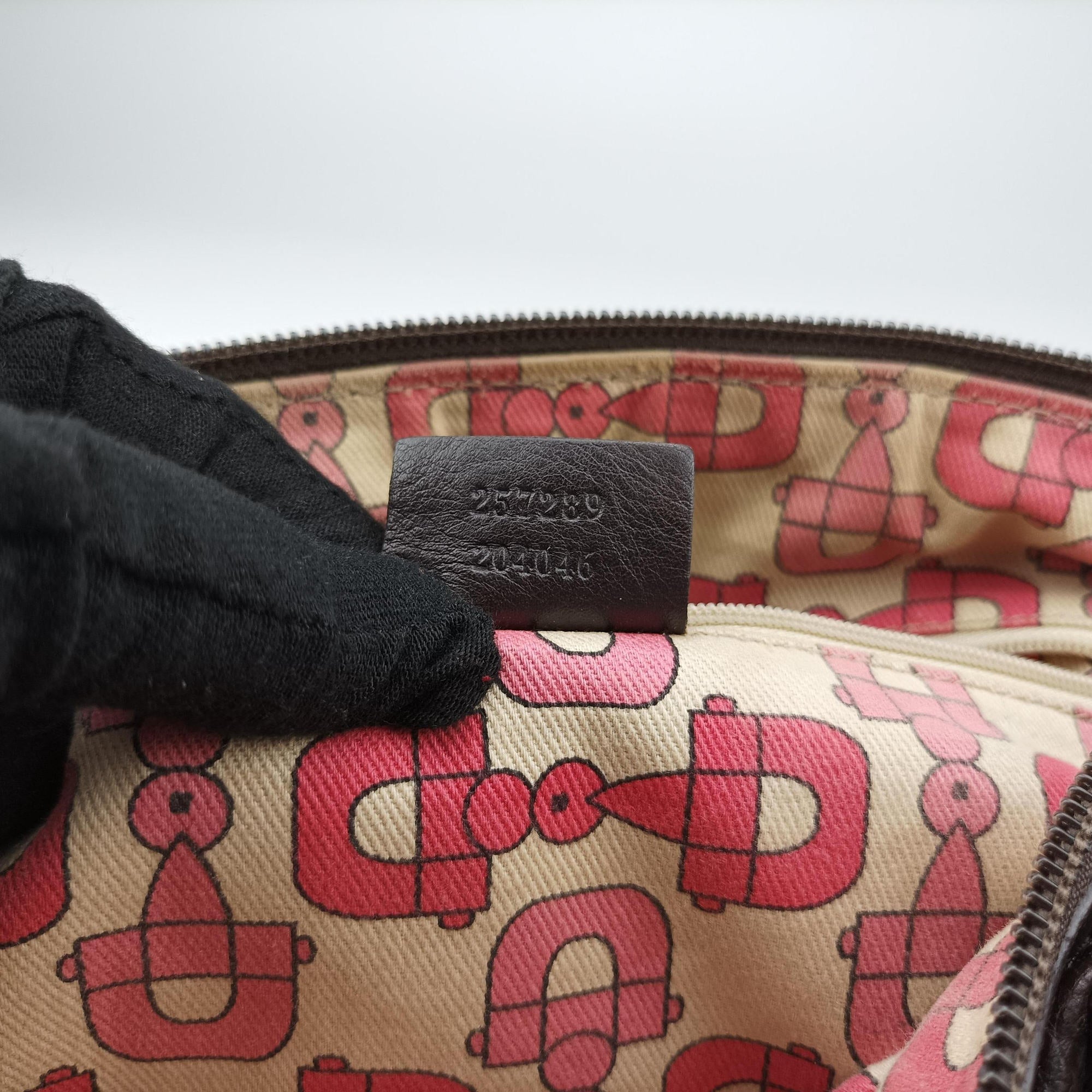 Pre-owned Gucci GG Guccissima Boston Brown leather 257289 shoulderbag | stylenewstar