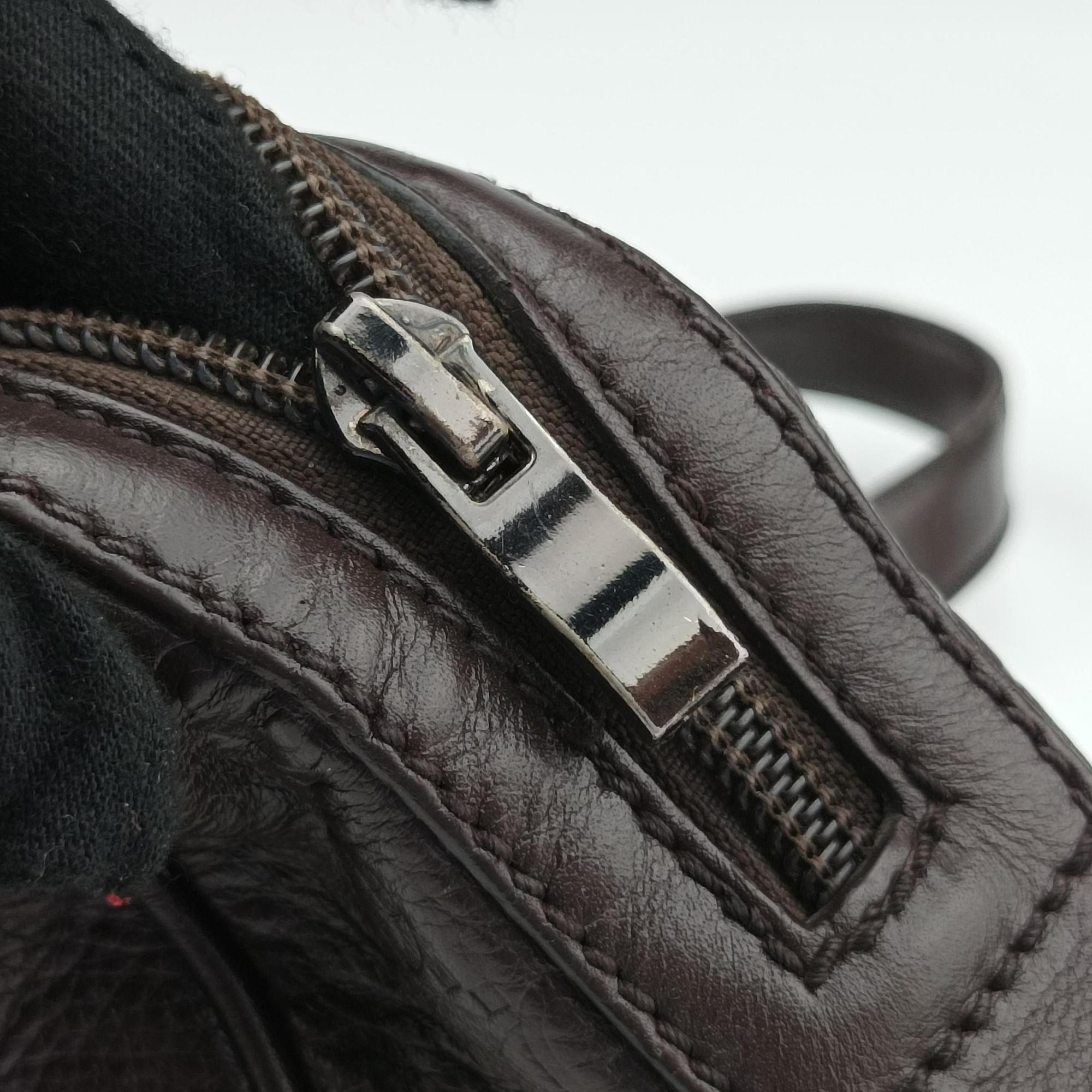 Pre-owned Gucci GG Guccissima Boston Brown leather 257289 shoulderbag | stylenewstar