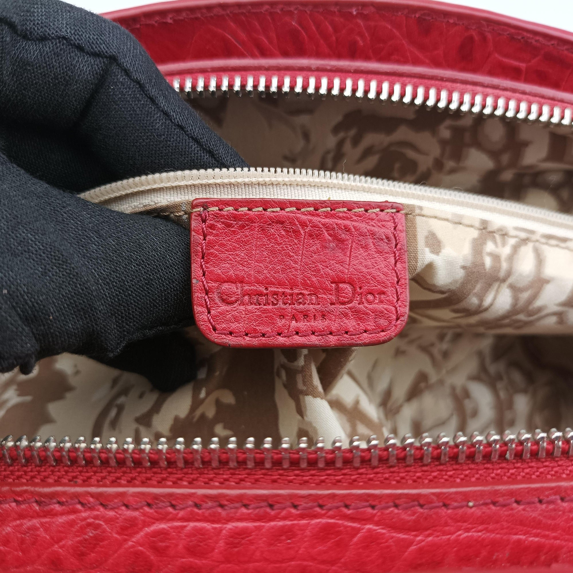 Secondhand Christian Dior Detective Red Leather  handbag | stylenewstar