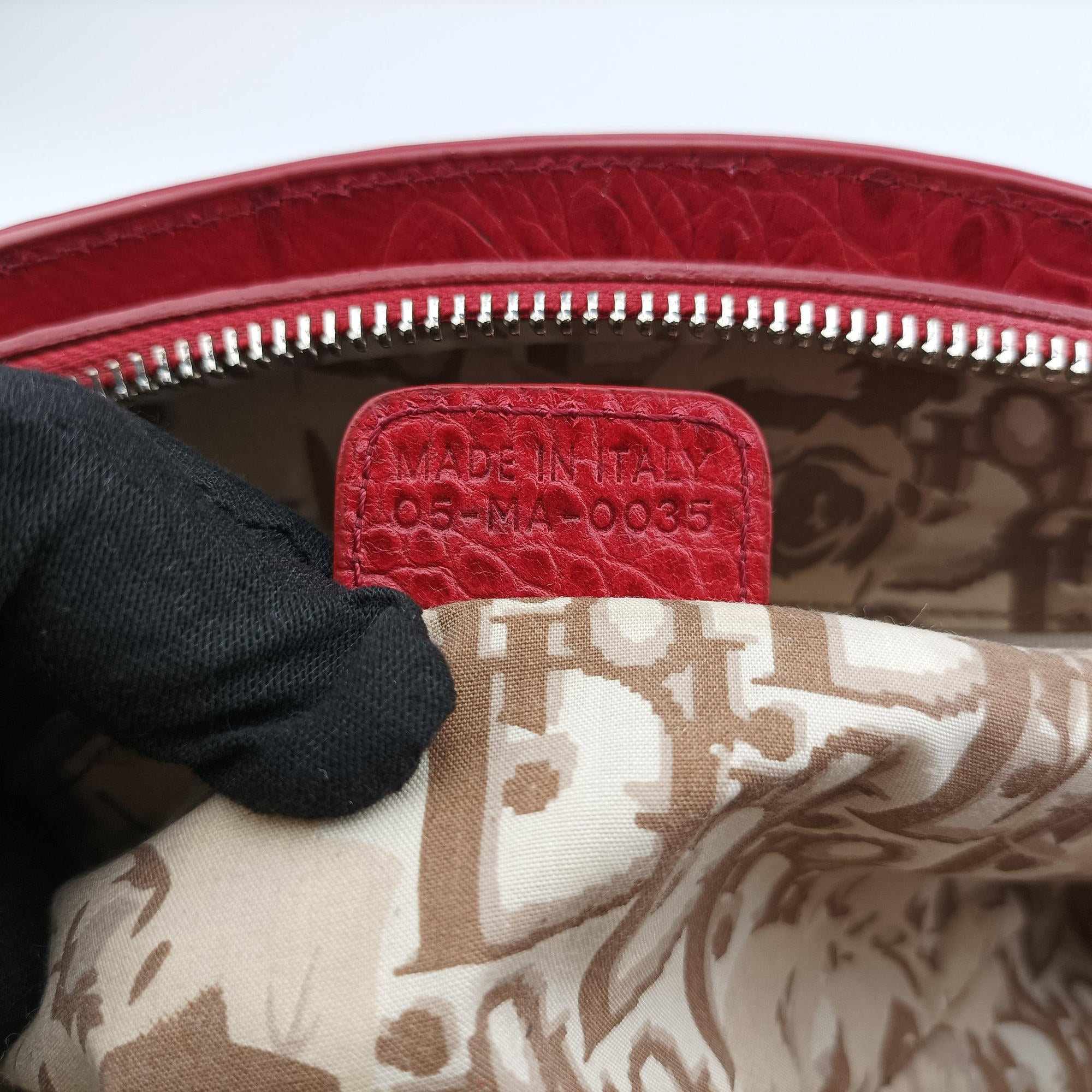 Secondhand Christian Dior Detective Red Leather  handbag | stylenewstar