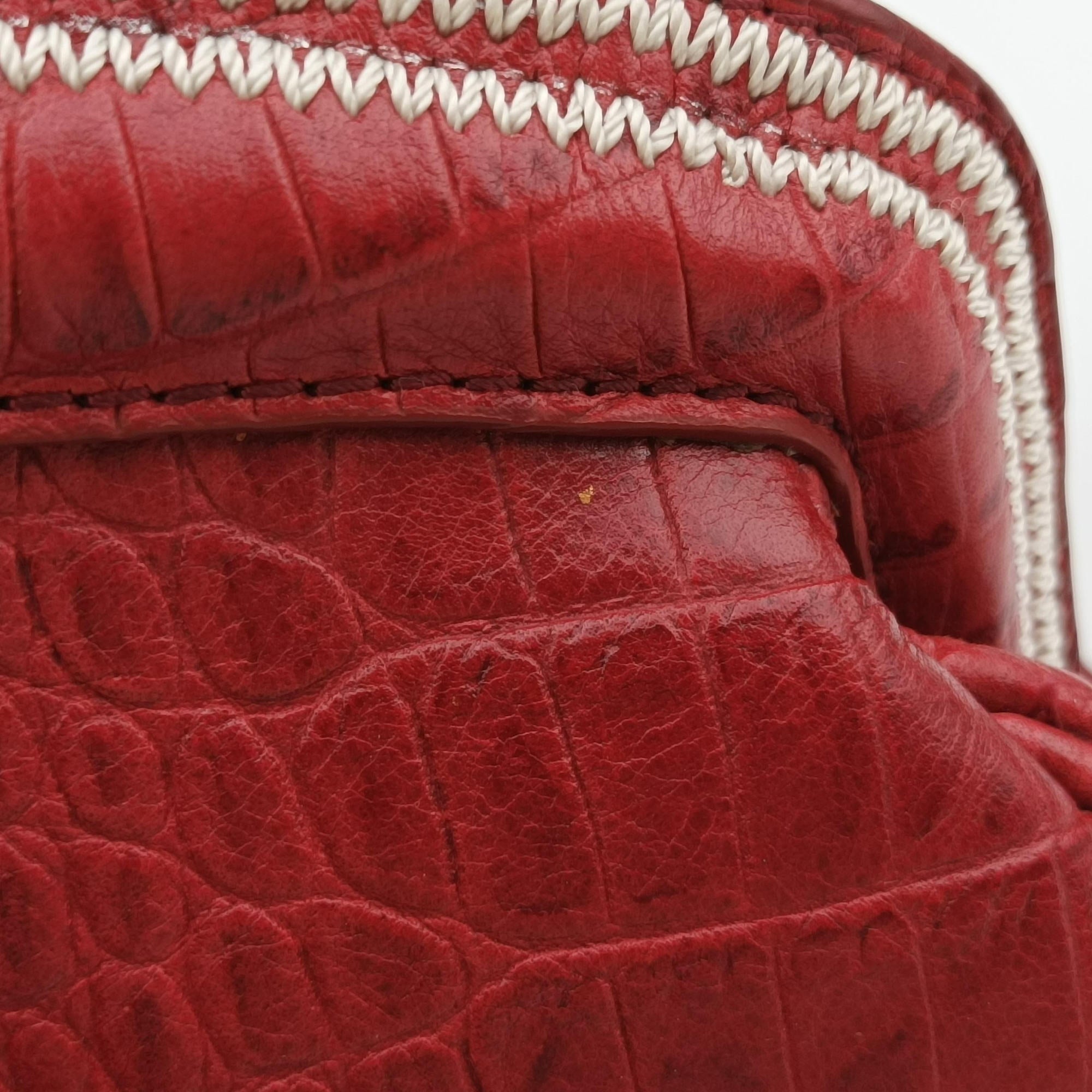 Secondhand Christian Dior Detective Red Leather  handbag | stylenewstar