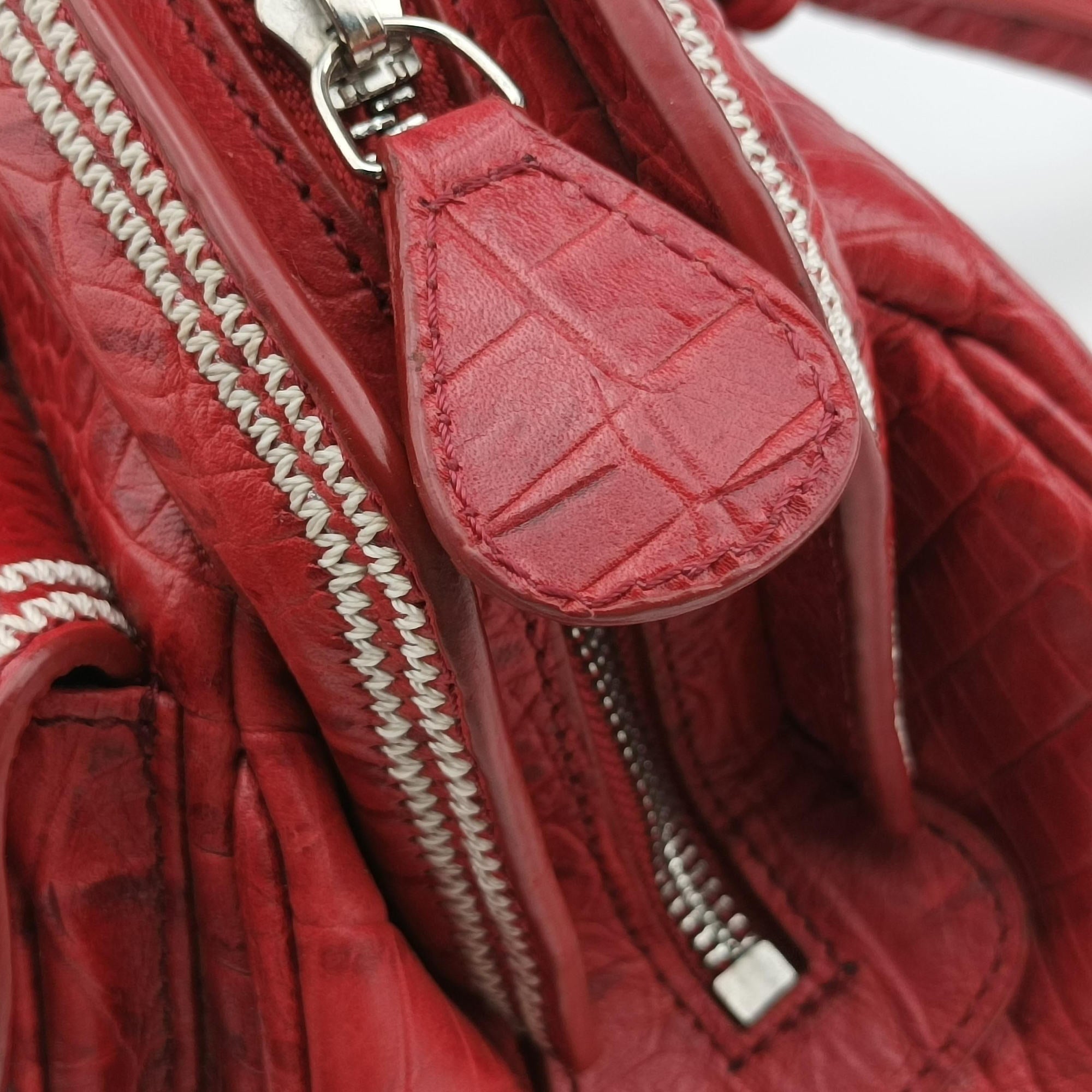 Secondhand Christian Dior Detective Red Leather  handbag | stylenewstar