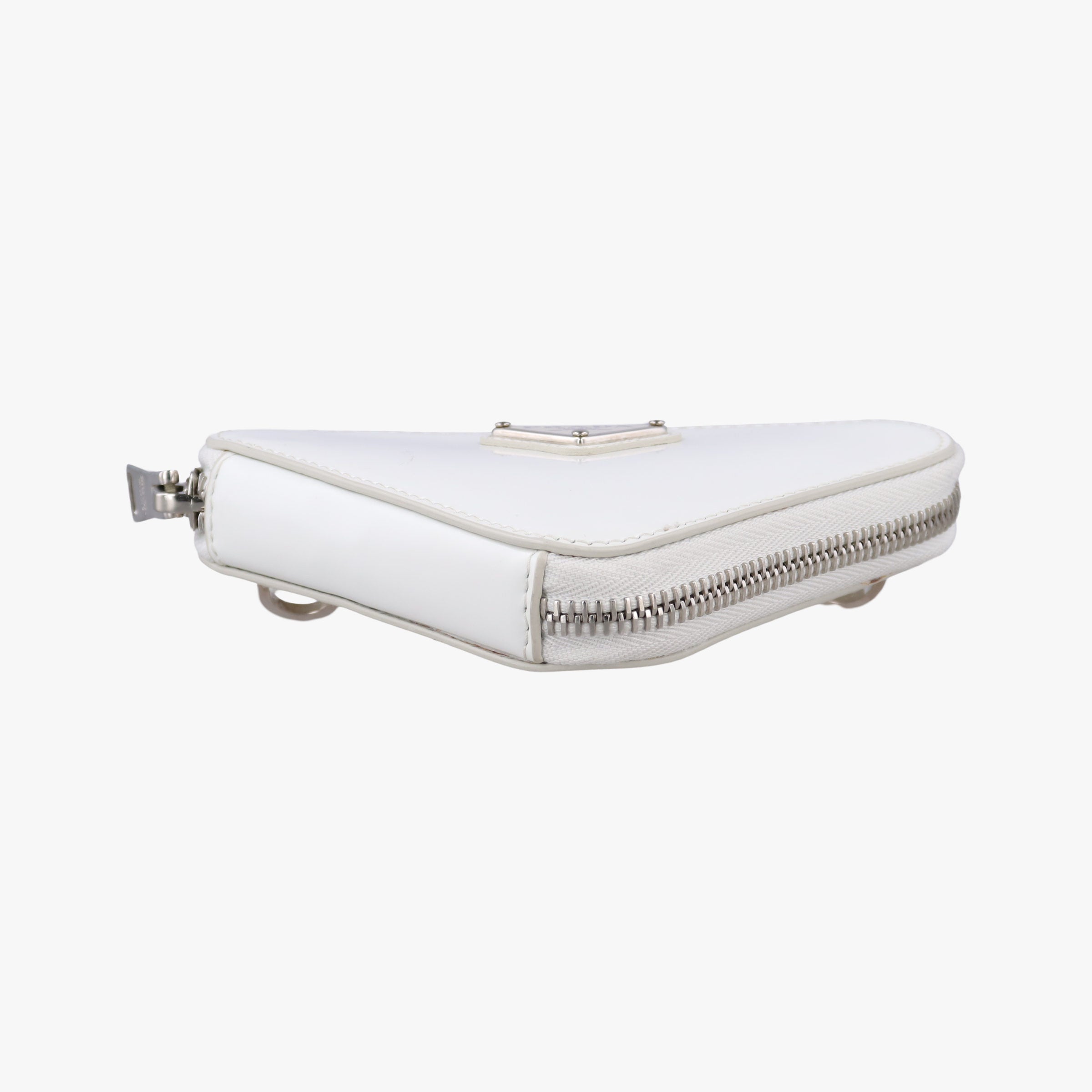 Pre-owned Prada Triangle Chain Pouch White Leather  shoulderbag | stylenewstar