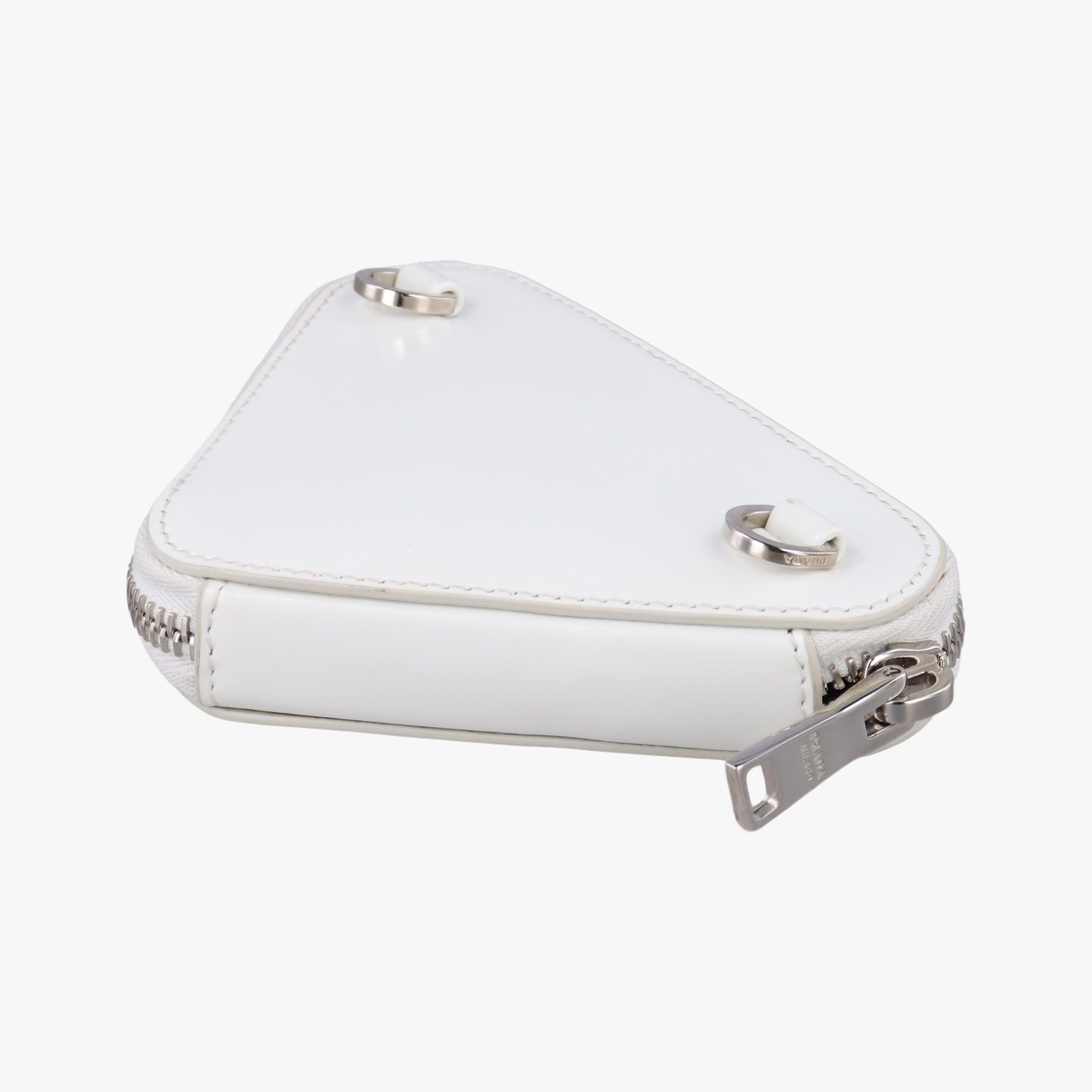 Pre-owned Prada Triangle Chain Pouch White Leather  shoulderbag | stylenewstar