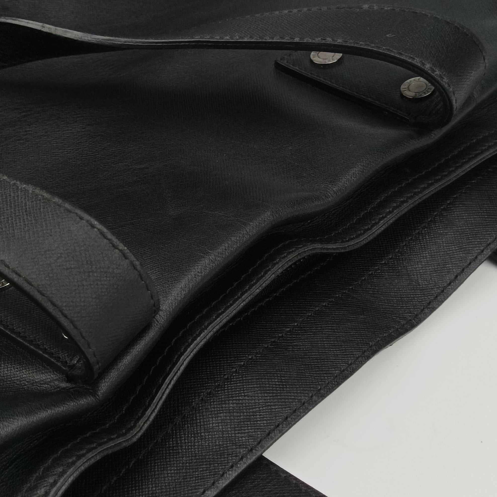 Vintage VERSACE Tote Black Leather  handbag | stylenewstar