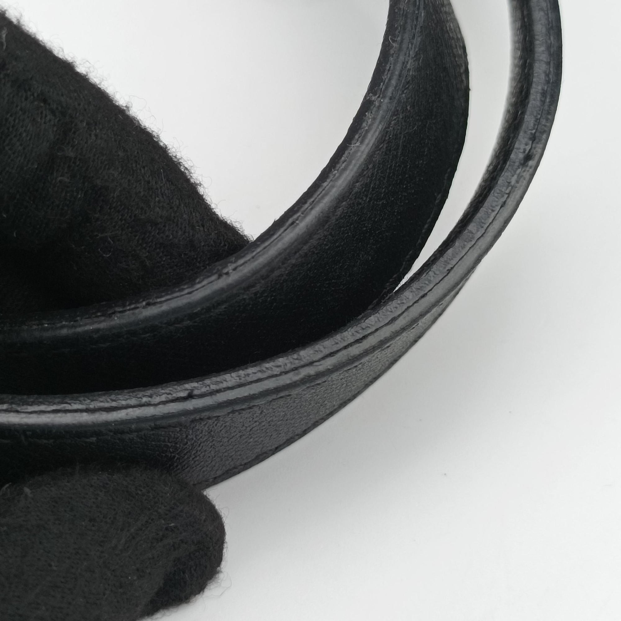 Vintage VERSACE Tote Black Leather  handbag | stylenewstar