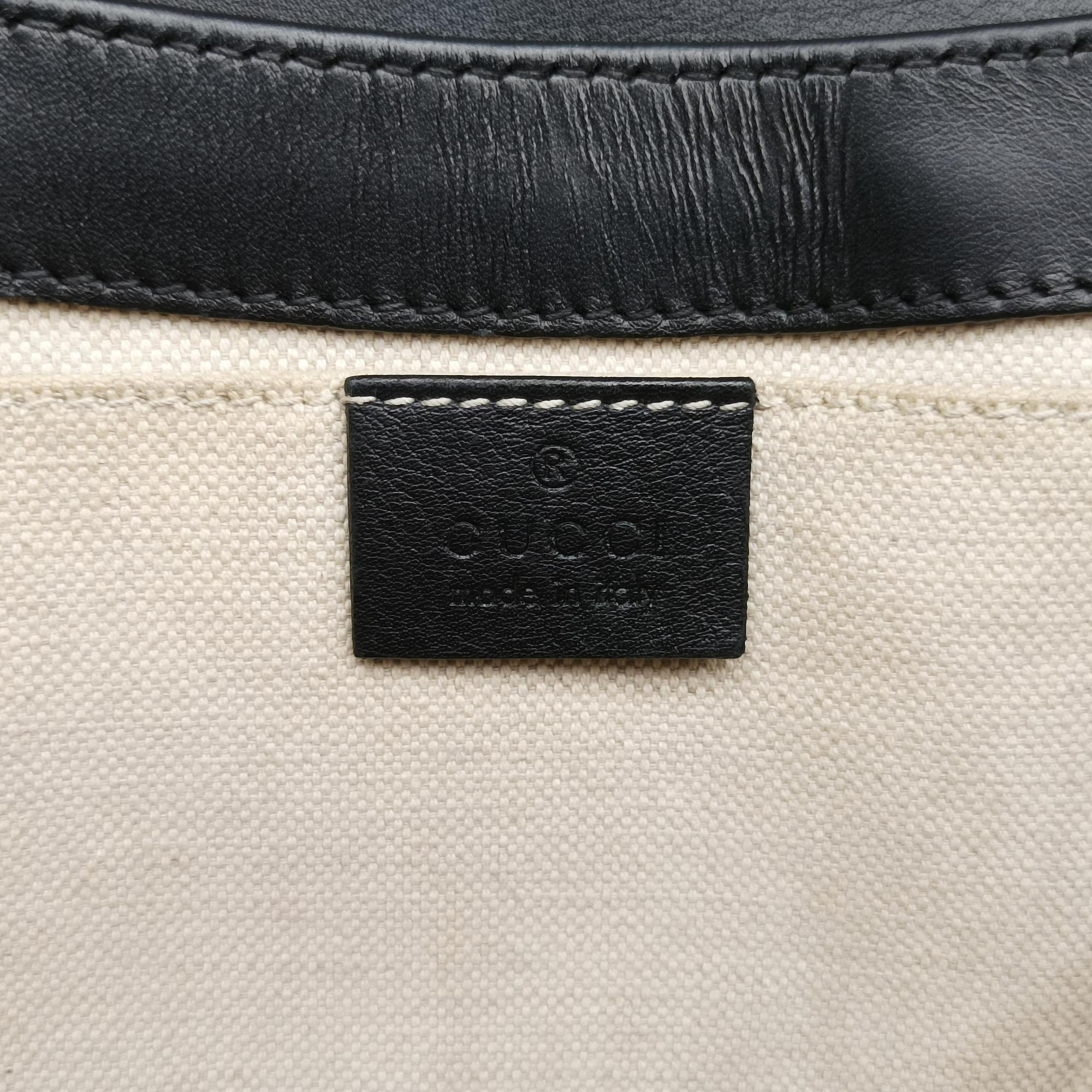 Pre-owned Gucci Emily Black Leather 295402 shoulderbag | stylenewstar