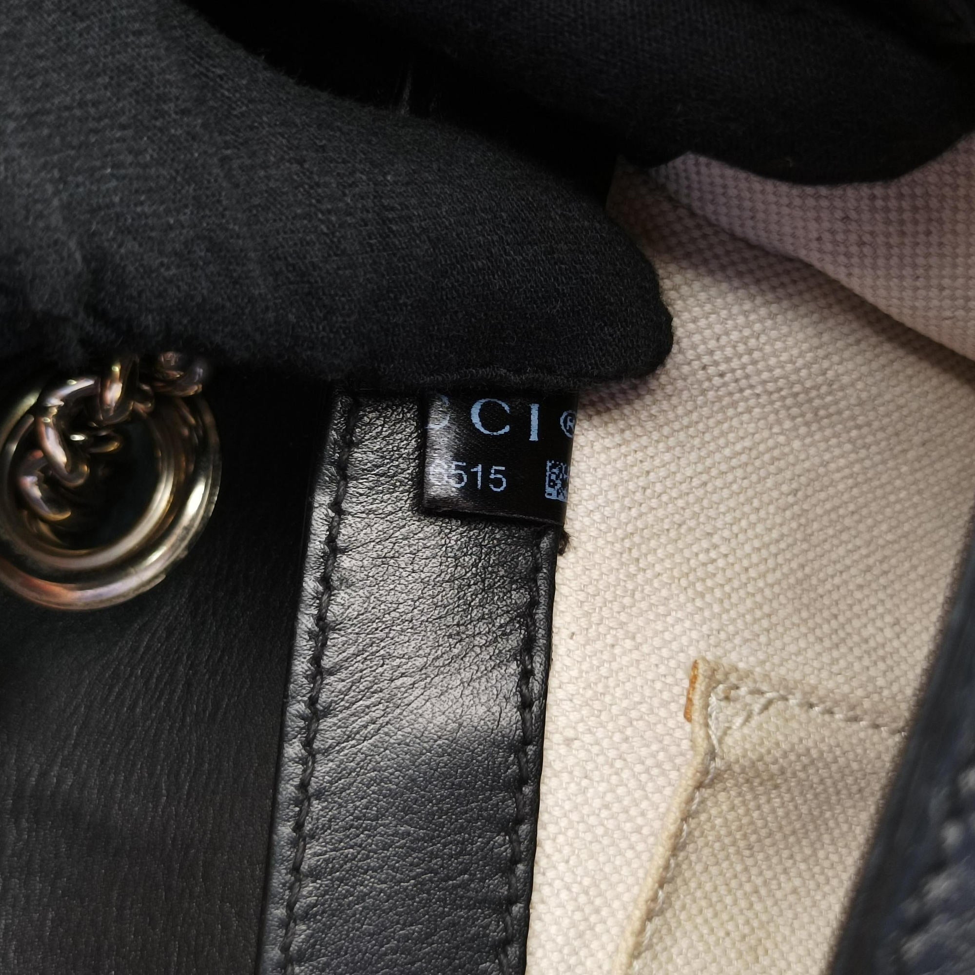 Pre-owned Gucci Emily Black Leather 295402 shoulderbag | stylenewstar