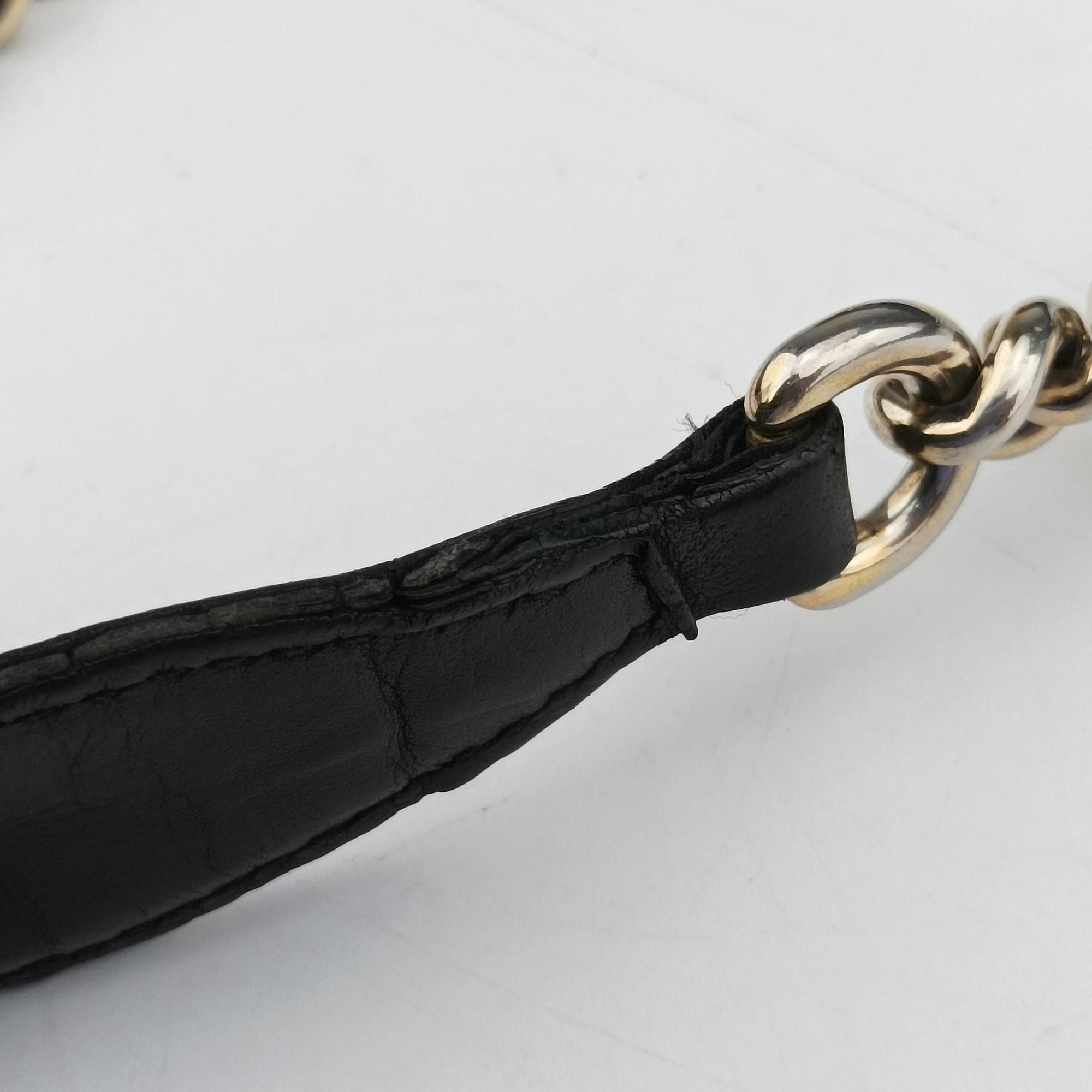 Pre-owned Gucci Emily Black Leather 295402 shoulderbag | stylenewstar