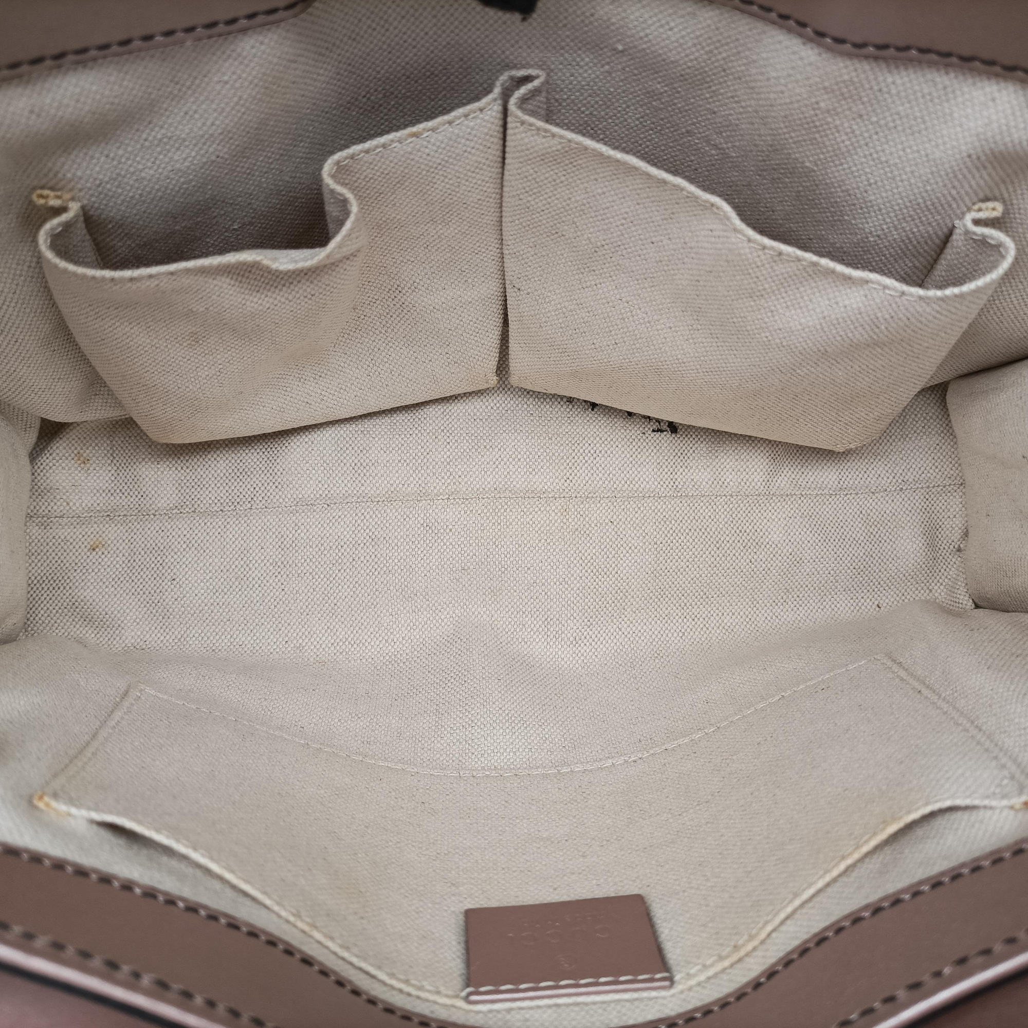 Secondhand Gucci Emily Pink Patent Leather 295402 shoulderbag | stylenewstar