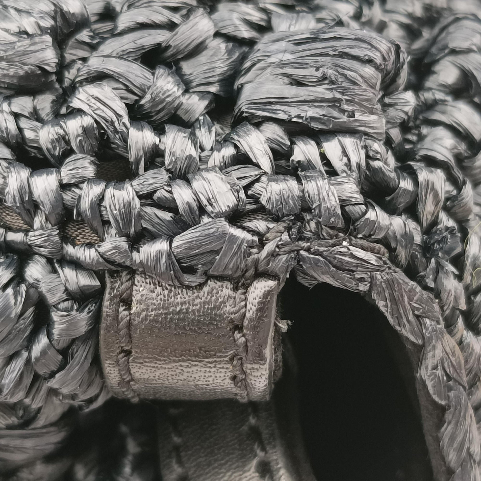 Pre-owned Dolce & Gabbana Sicily Black Crocheted raffia × calfskin   shoulderbag | stylenewstar