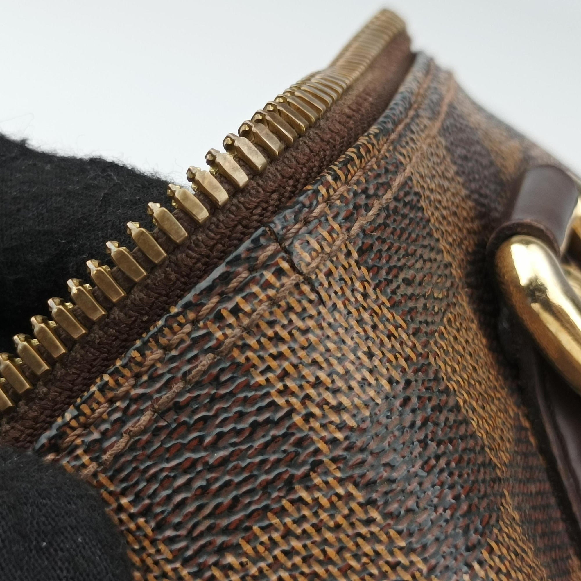Secondhand Louis Vuitton SALEYA MM EBENE Damier Canvas N51182 handbag | stylenewstar