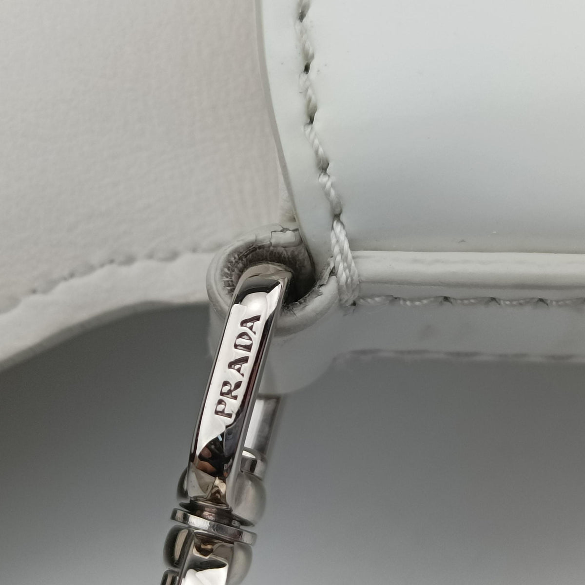 Pre-owned Prada Cleo Flap White Leather  shoulderbag | stylenewstar