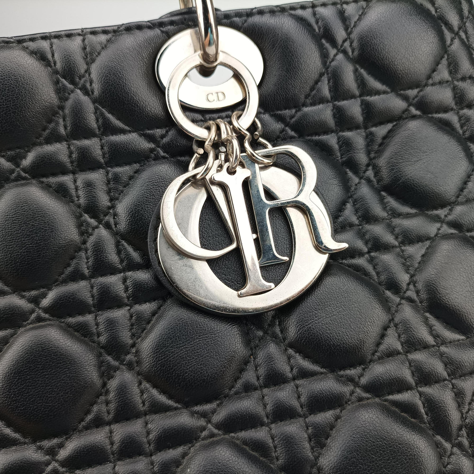 Pre-owned Christian Dior Lady Dior Black lambskin  shoulderbag | stylenewstar
