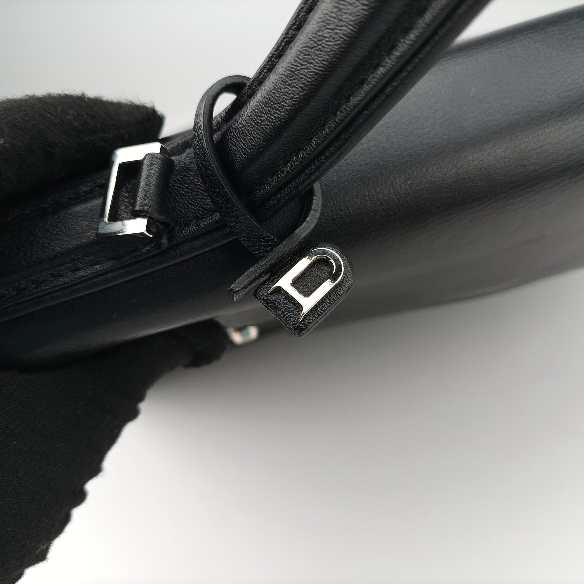 Vintage Delvaux Tampete Black Leather  shoulderbag | stylenewstar