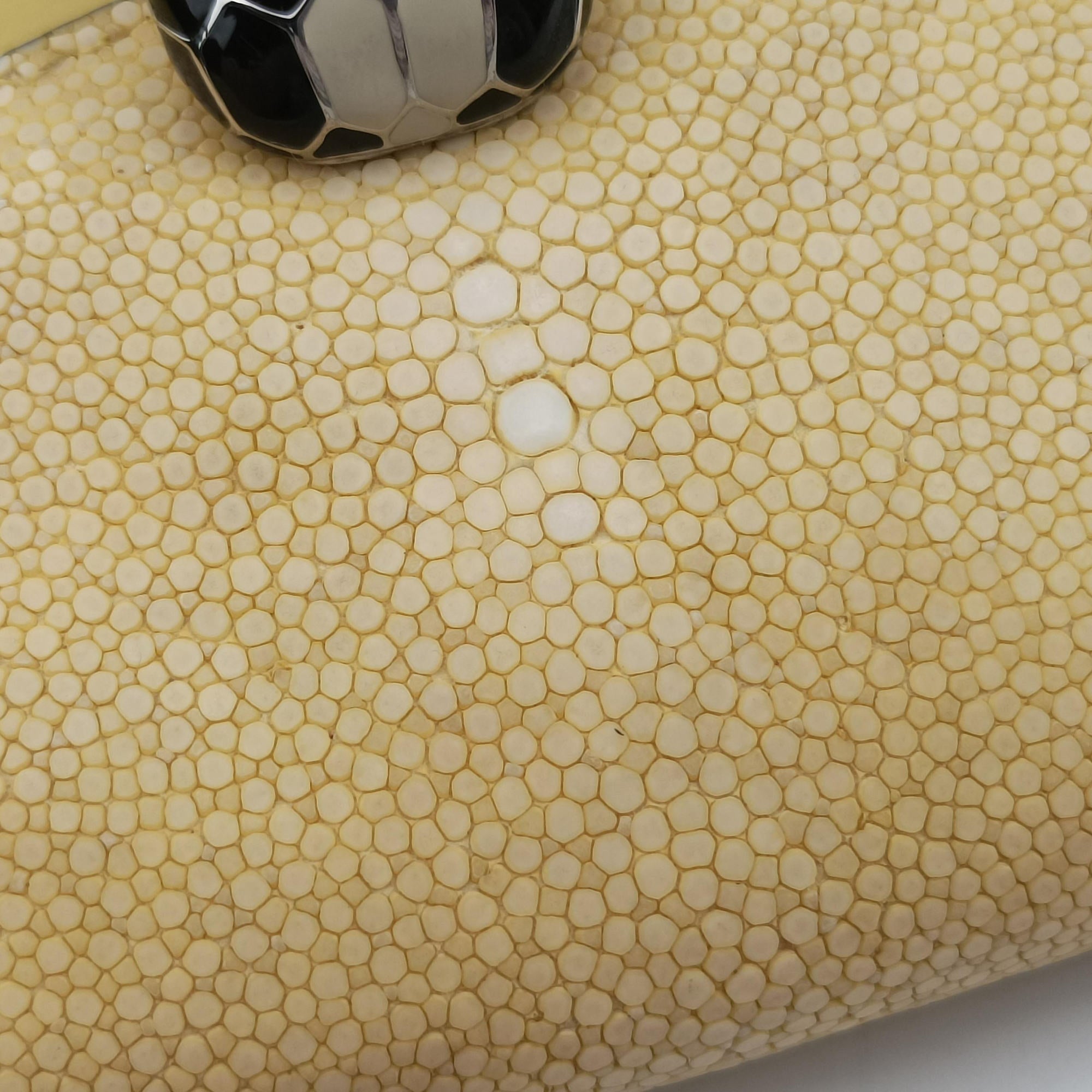 Secondhand Bvlgari Serpenti Yellow Galuchat Skin×Leather  shoulderbag | stylenewstar