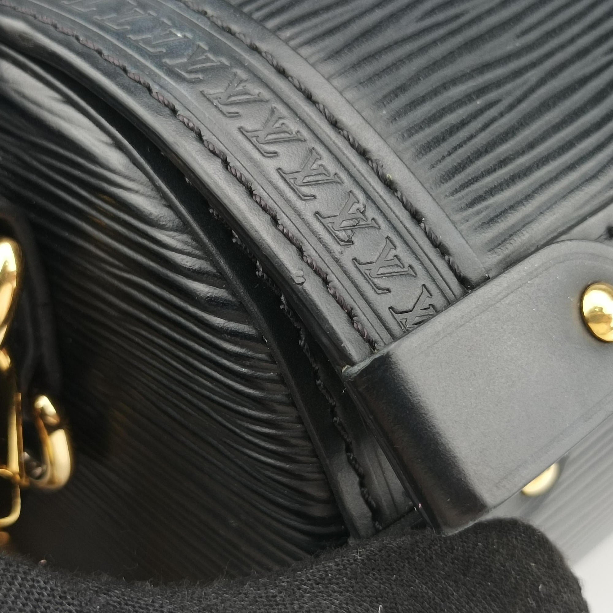 Pre-owned Louis Vuitton Papillon Trunk Noir Epi M58655 shoulderbag | stylenewstar