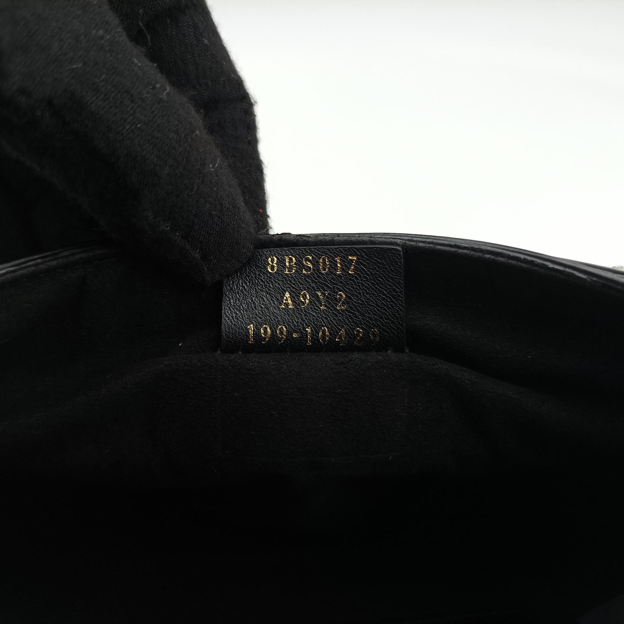 Pre-owned Fendi BAGUETTE Brown×Black fur×patent 8BS017 shoulderbag | stylenewstar