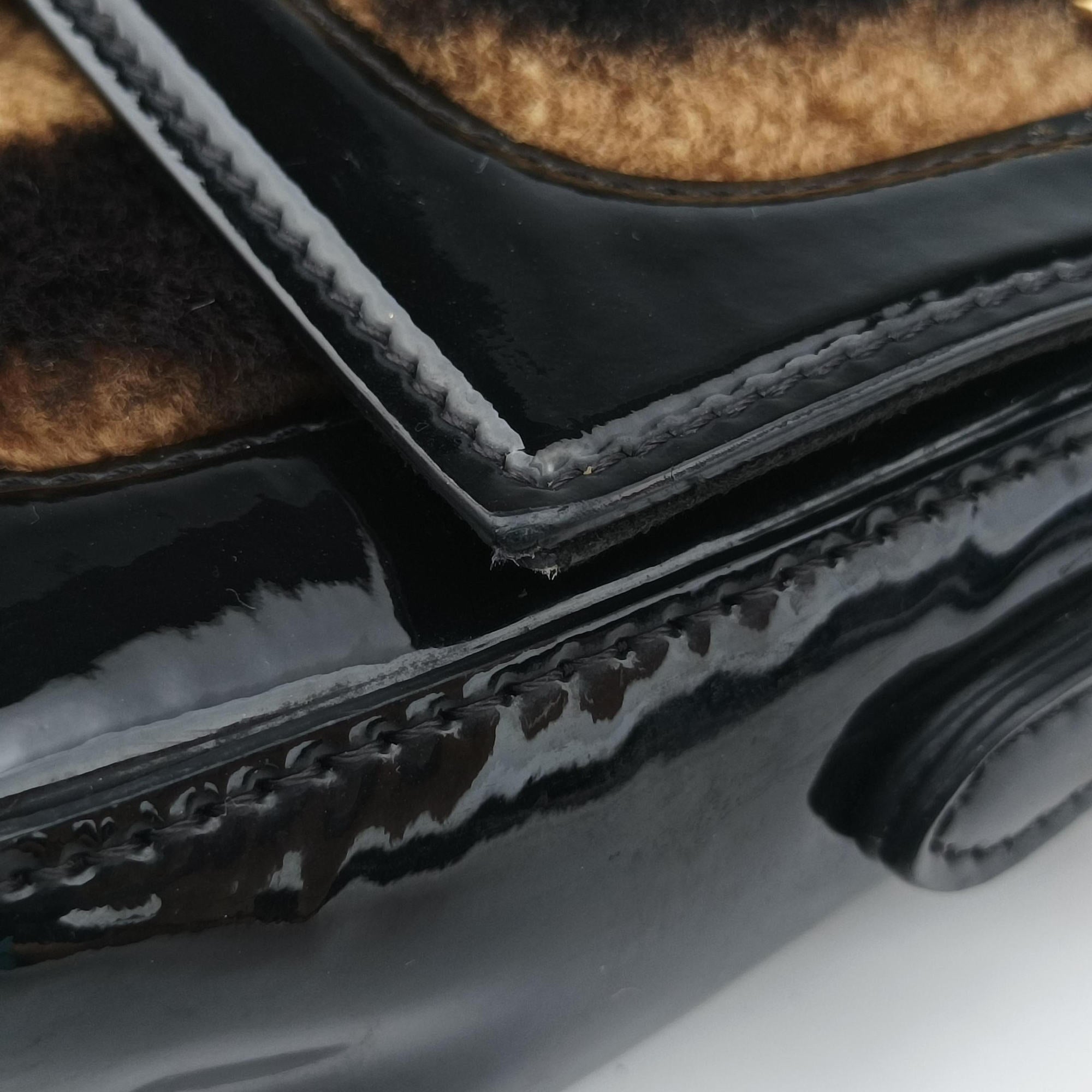 Pre-owned Fendi BAGUETTE Brown×Black fur×patent 8BS017 shoulderbag | stylenewstar