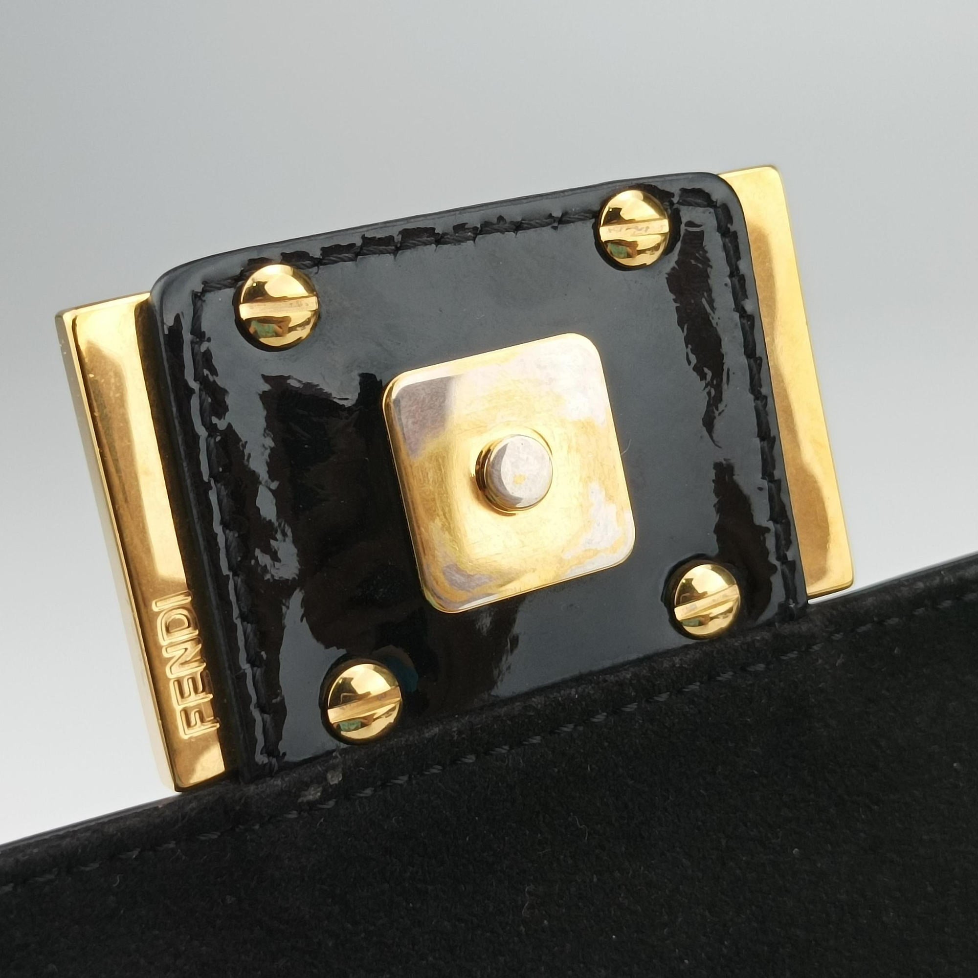 Pre-owned Fendi BAGUETTE Brown×Black fur×patent 8BS017 shoulderbag | stylenewstar