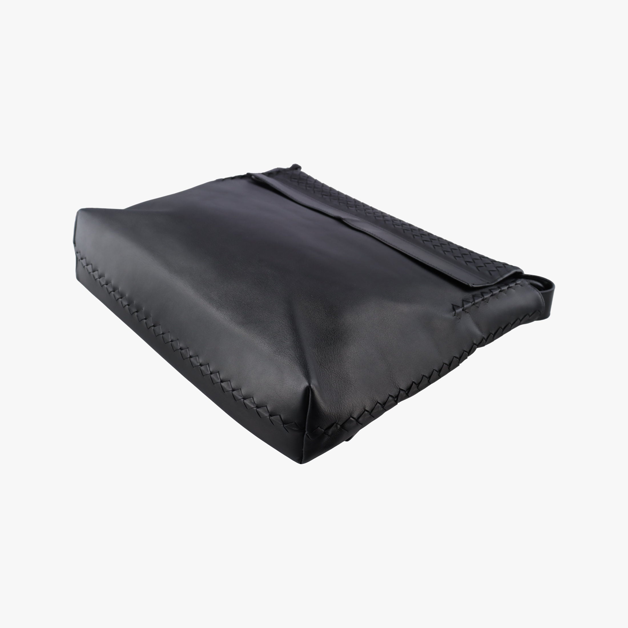 Pre-owned Bottega Veneta Intrecciato Black lambskin  shoulderbag | stylenewstar