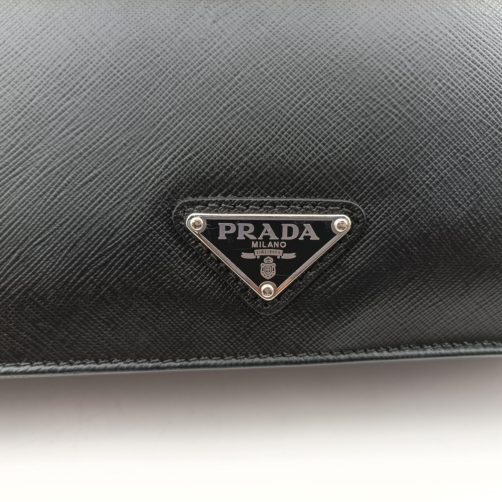Pre-owned Prada Triangle Logo Plate Black Saffiano Leather  handbag | stylenewstar