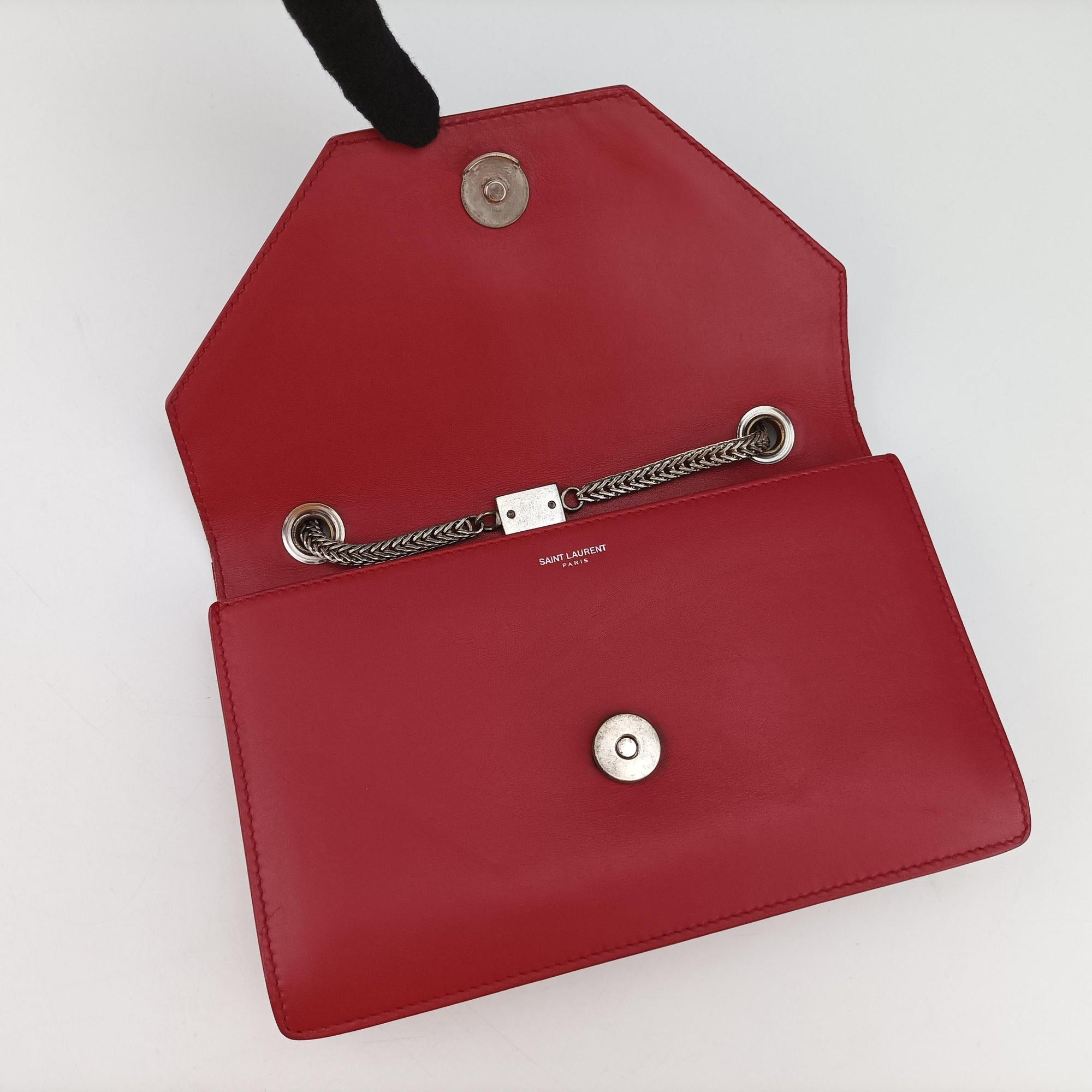 Pre-owned Yves Saint Laurent Small Betty Flap Red Leather 314516 shoulderbag | stylenewstar