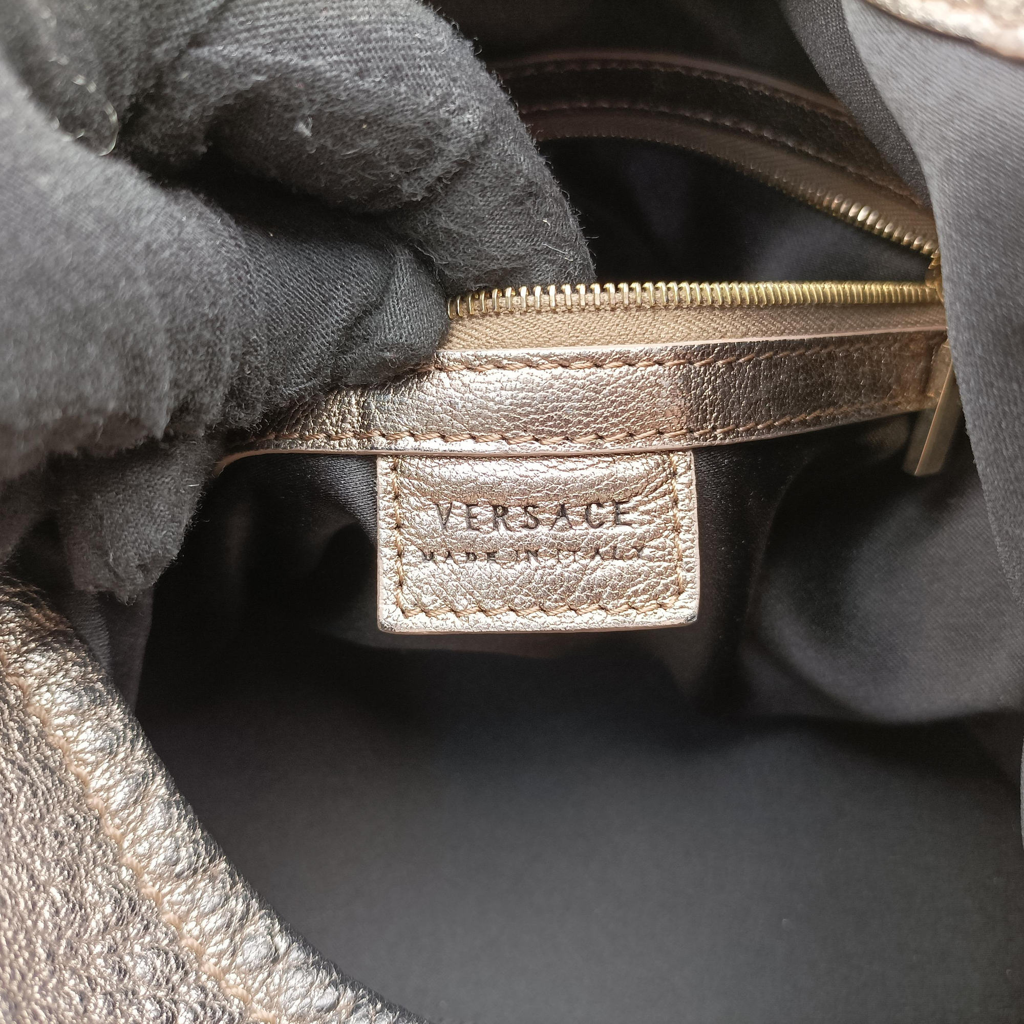 Secondhand VERSACE Metallic Hobo Gold Patent×Leather  handbag | stylenewstar